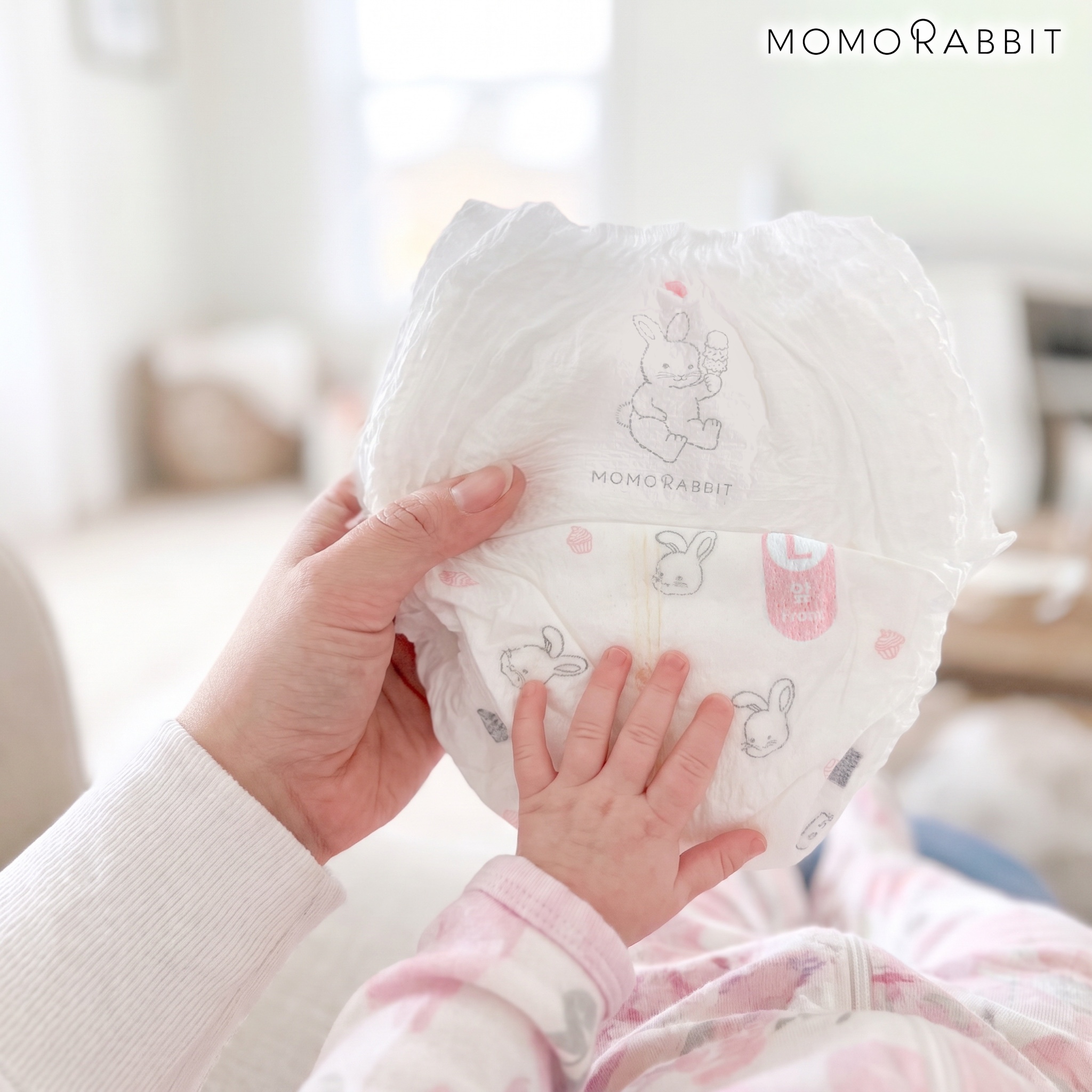 Vì sao bỉm chưa đầy mà con vẫn khó chịu