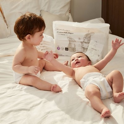 4 lưu ý khi mặc bỉm dán cho trẻ sơ sinh mẹ cần biết