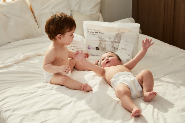 Miếng lót sơ sinh huggies  Giá Tốt Miễn Phí Vận Chuyển Đủ Loại  Shopee  Việt Nam
