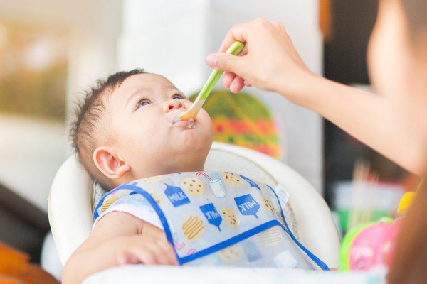 Bổ sung chất xơ cho thực đơn cho bé ăn dặm truyền thống