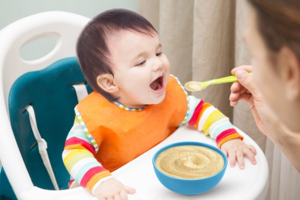 Ăn dặm bao nhiêu là đủ theo độ tuổi? 