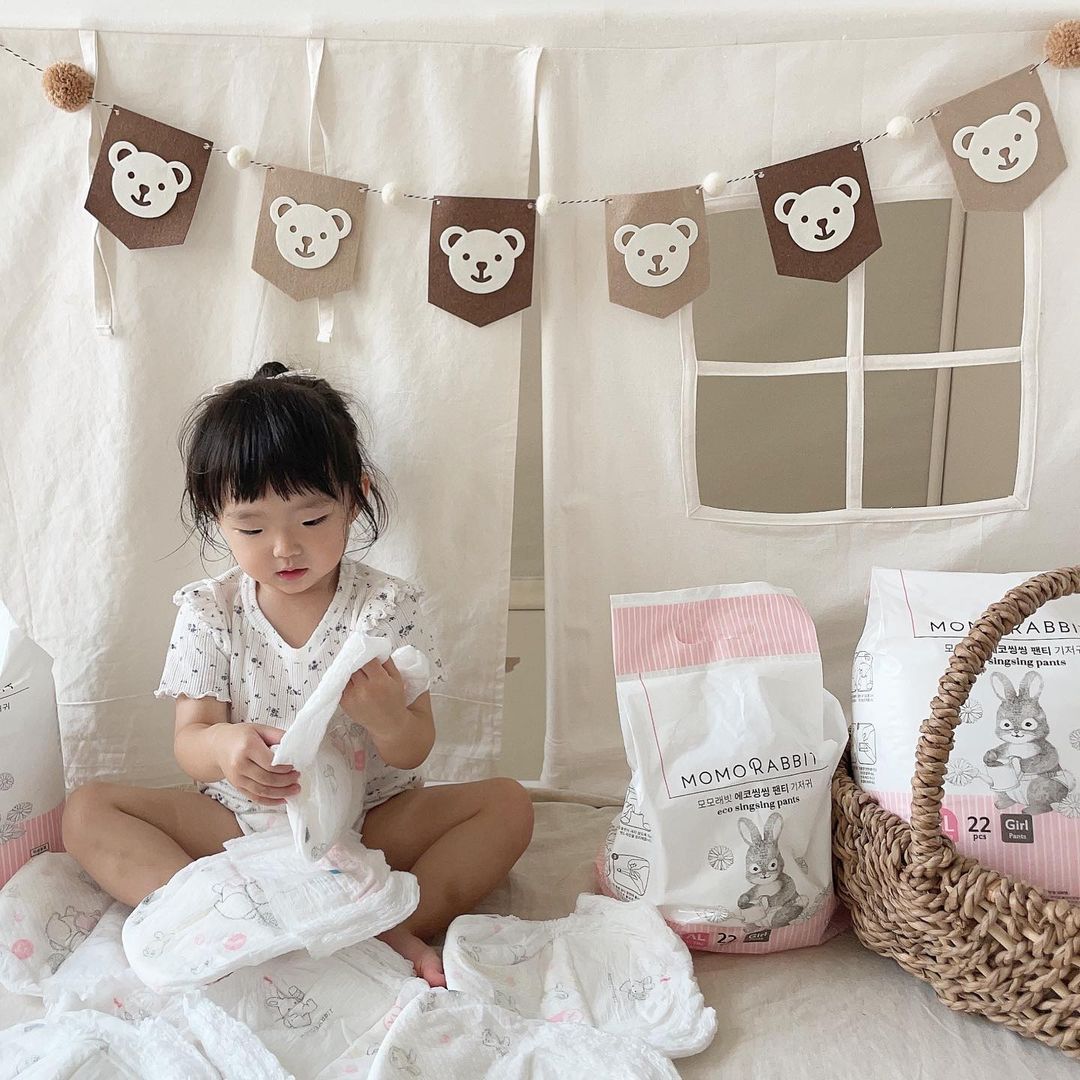 Bỉm quần bé gái Momo Rabbit 2024 - size L26 - 8-12kg