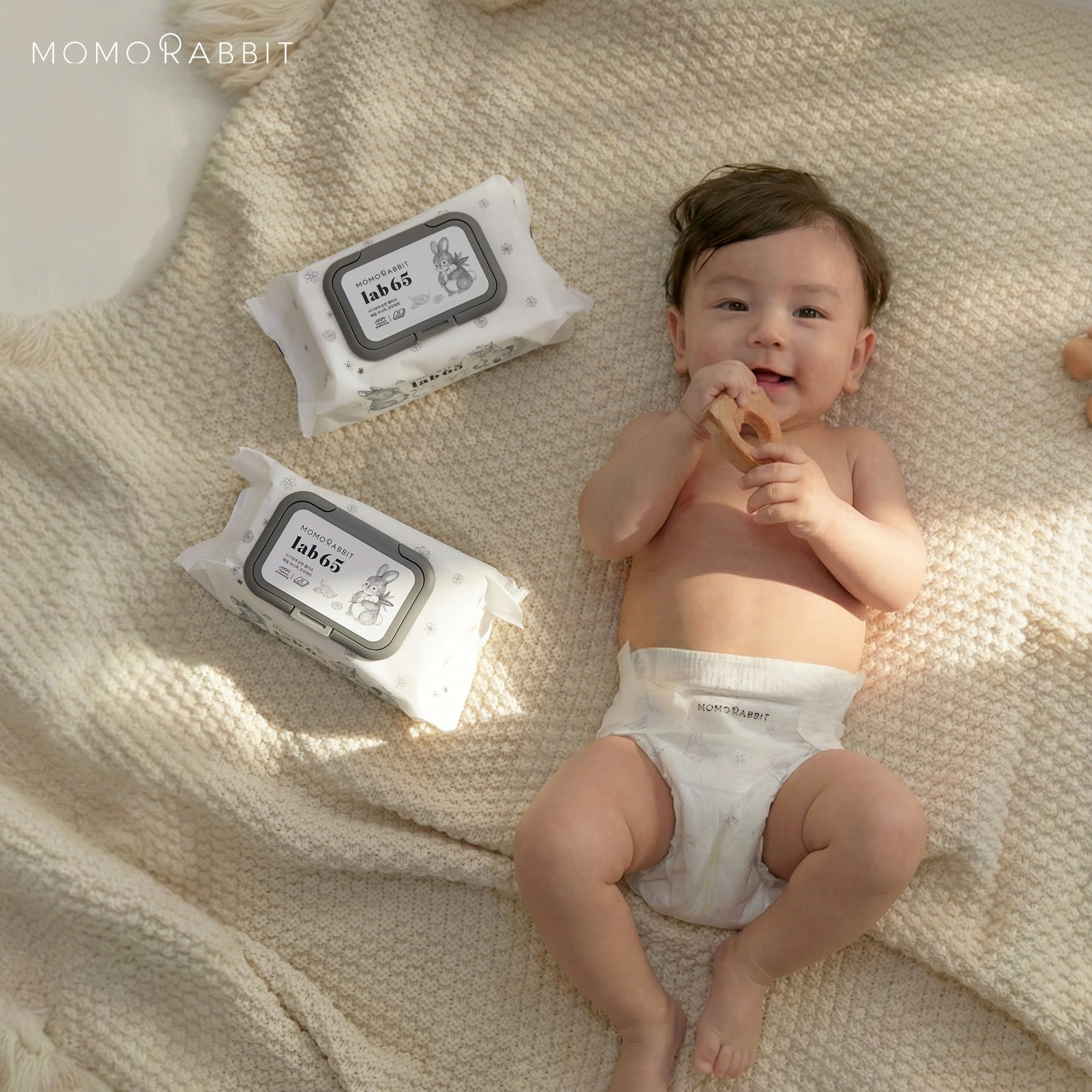 Giấy ướt Momo Rabbit loại 72 tờ