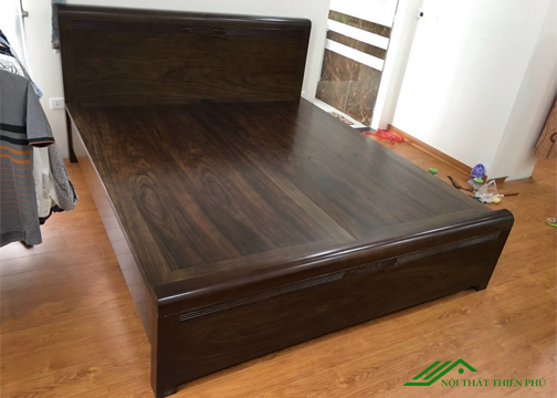 giường gỗ óc chó