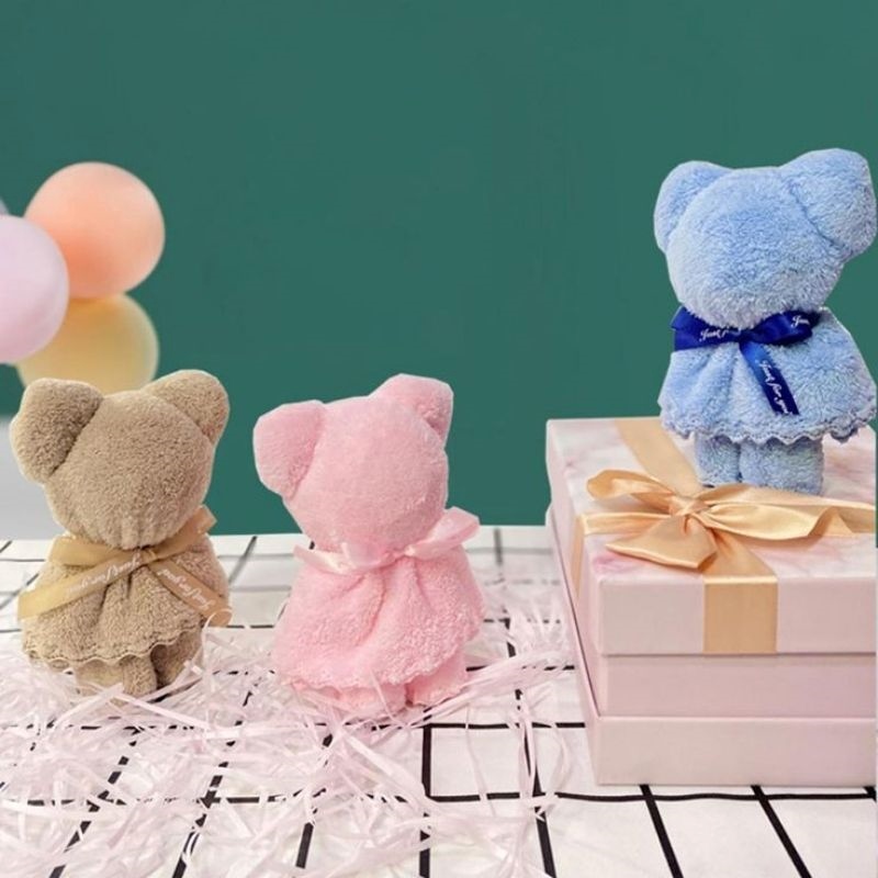 Khăn gấp gấu là món quà tặng doanh nghiệp sáng tạo