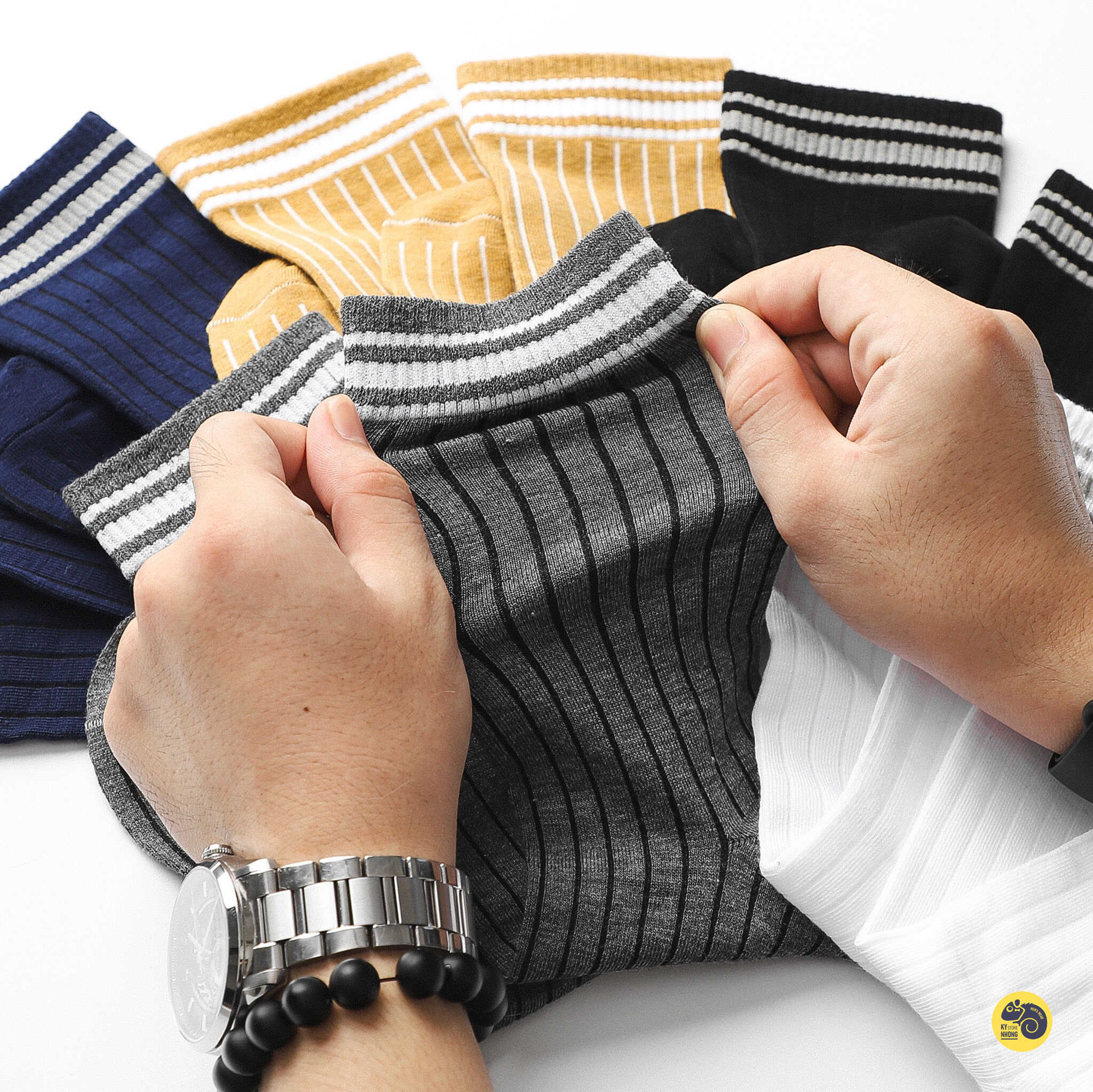 TẤT DÀI PHỐI SỌC DEFOXX