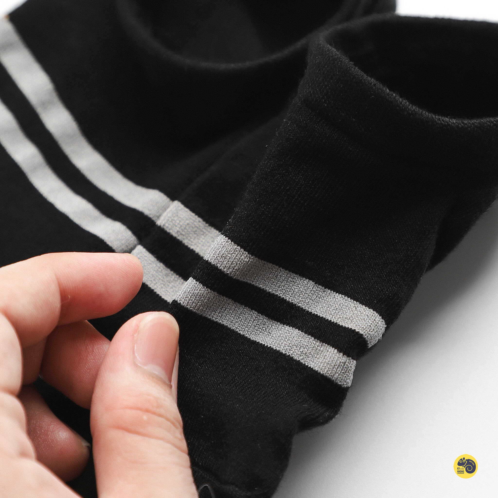 TẤT LƯỜI PHỐI SỌC DEFOXX