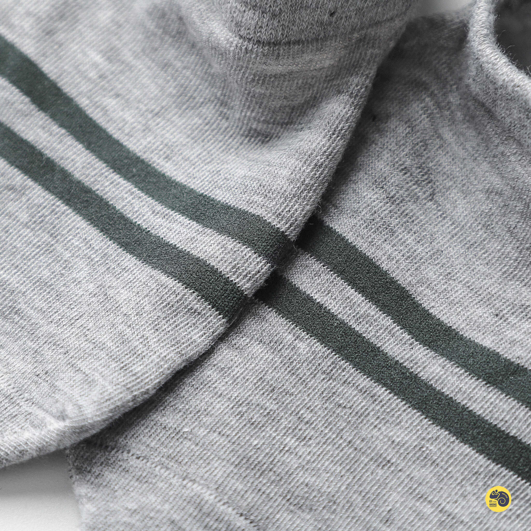 TẤT LƯỜI PHỐI SỌC DEFOXX