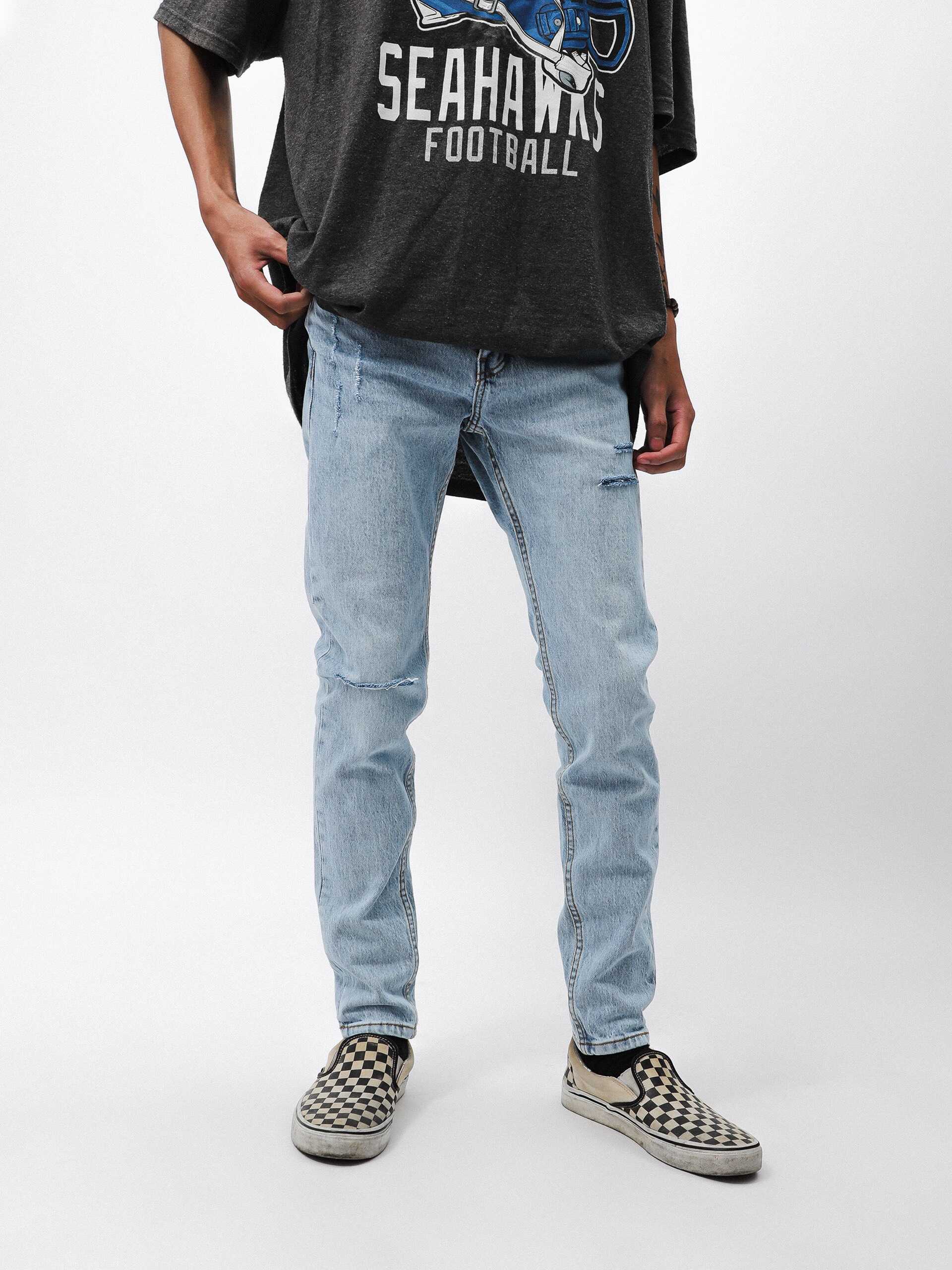 QUẦN JEANS DEFOXX XANH NHẠT RÁCH