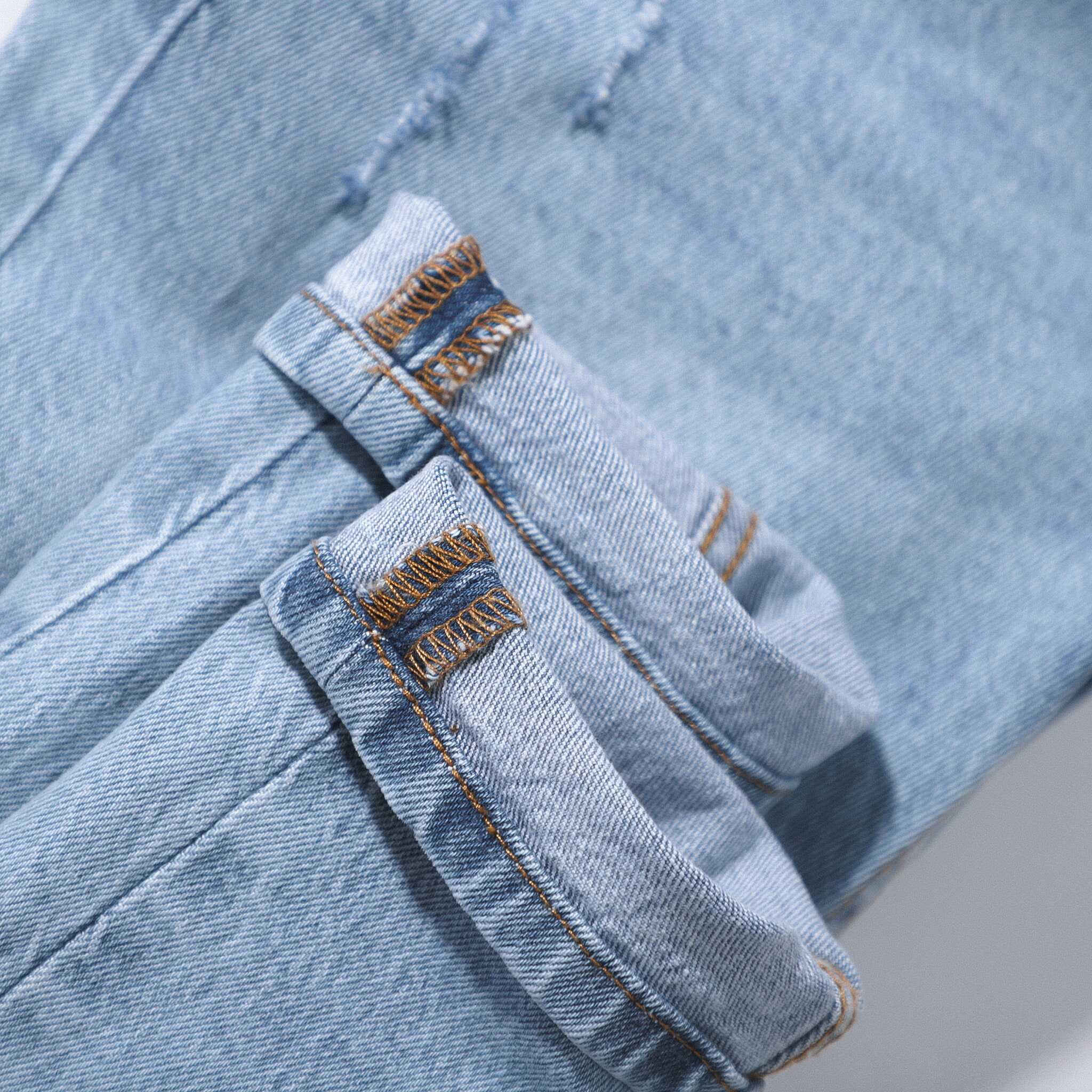 QUẦN JEANS DEFOXX XANH NHẠT RÁCH
