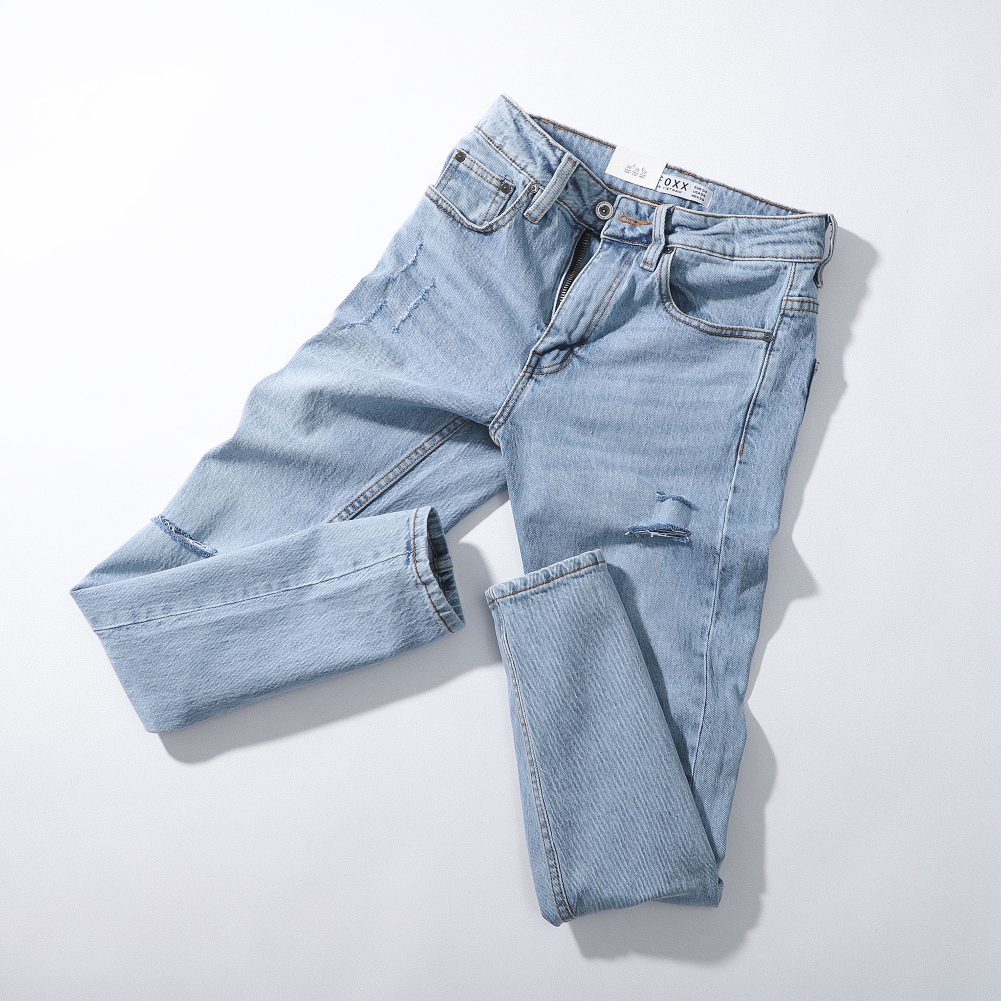 QUẦN JEANS DEFOXX XANH NHẠT RÁCH