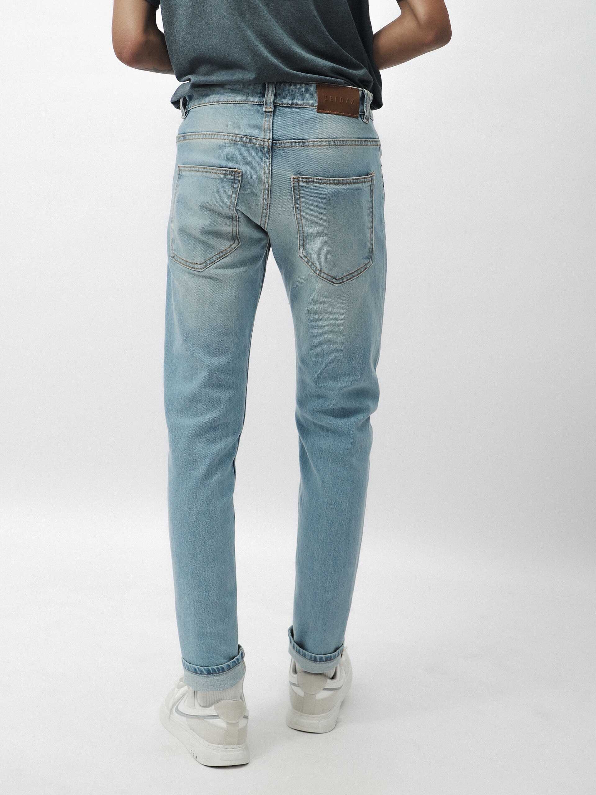 QUẦN JEANS DEFOXX XANH NHẠT WASH ÉP 3D