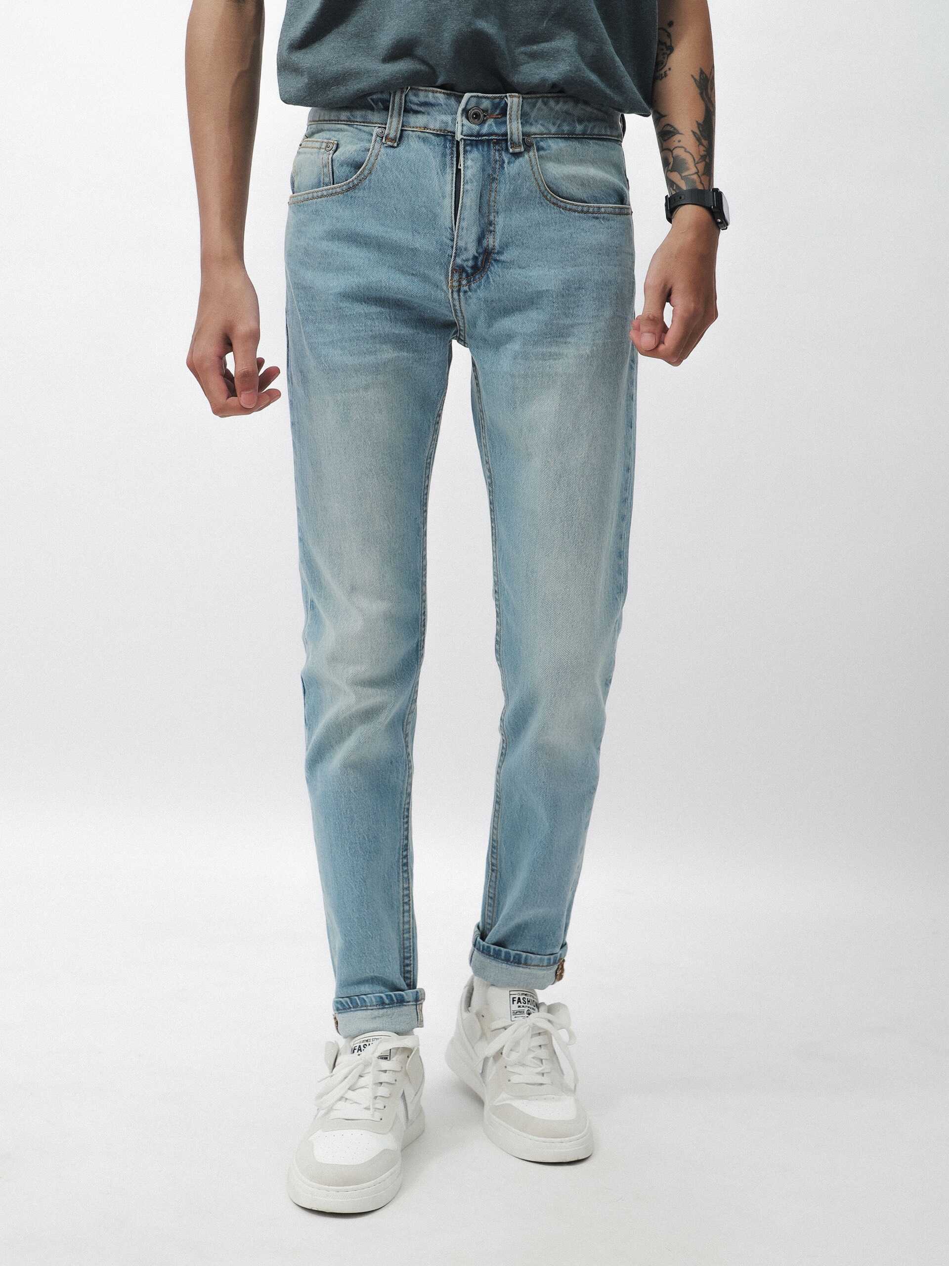 QUẦN JEANS DEFOXX XANH NHẠT WASH ÉP 3D