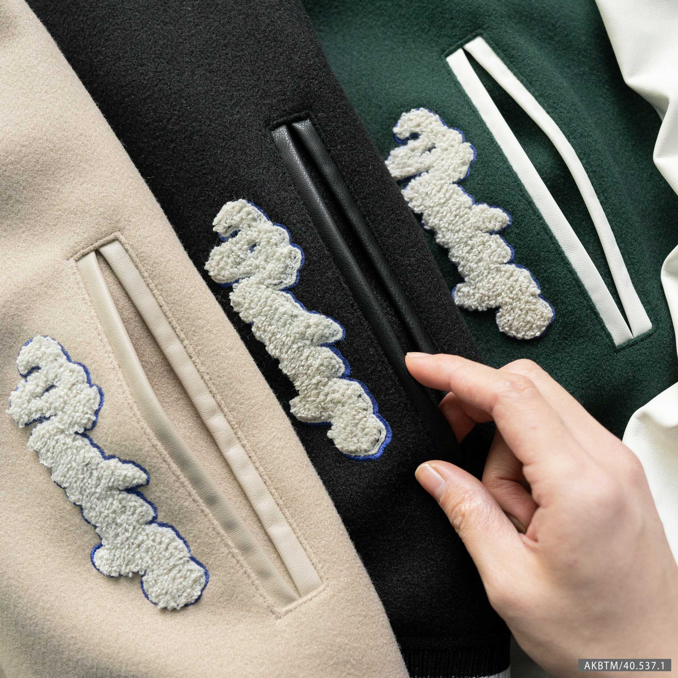 ÁO KHOÁC BOMBER VARSITY BTM TAY DA