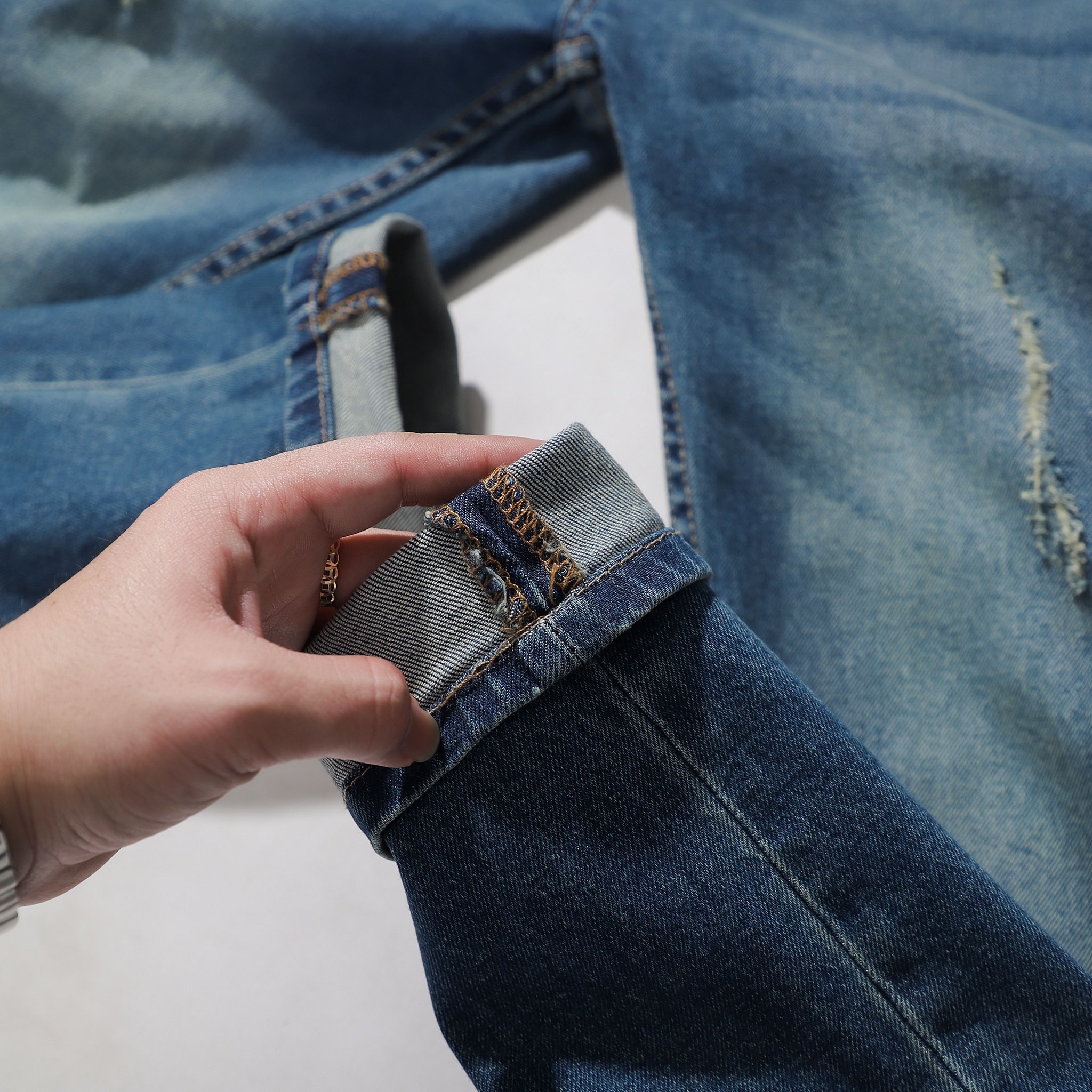 QUẦN JEANS DEFOXX XANH DƠ WASH RÁCH