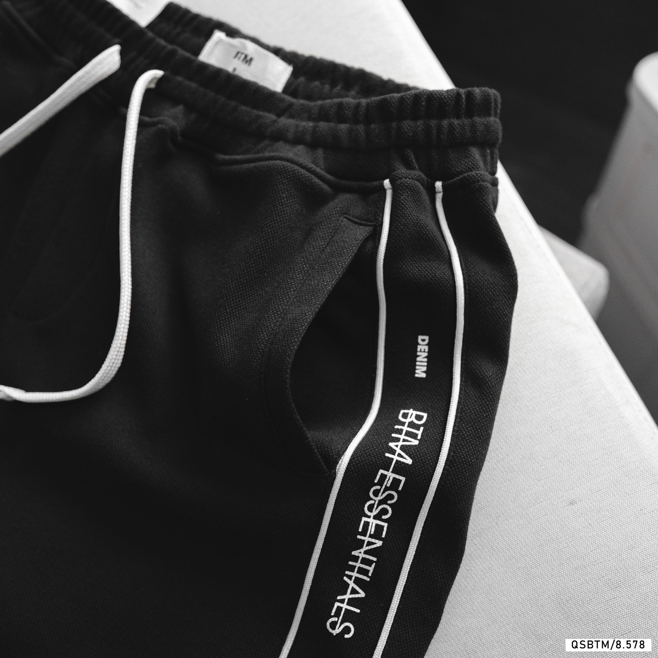 QUẦN ĐÙI PIQUE BTM ESSENTIALS