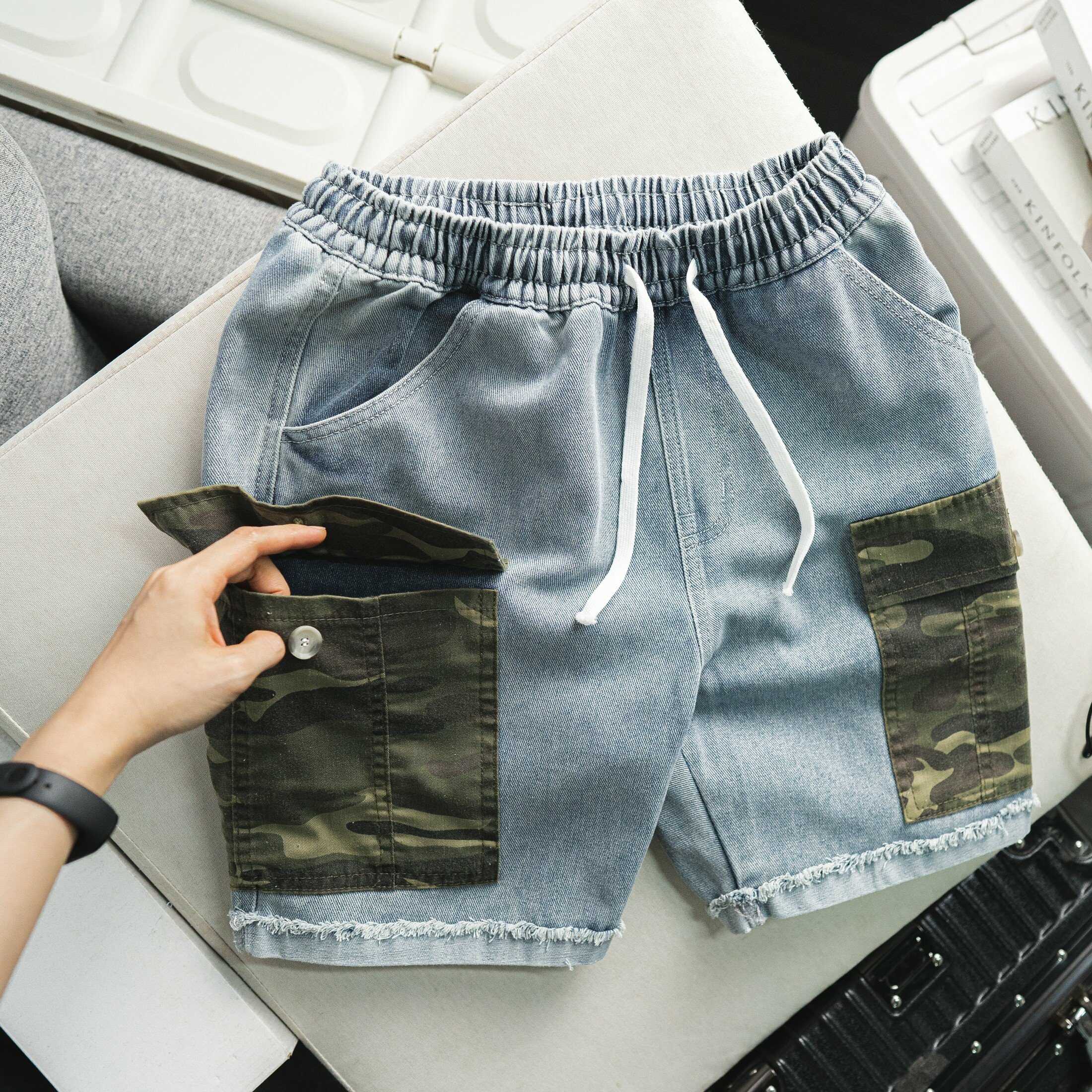 QUẦN ĐÙI DENIM TÚI HỘP CAMO
