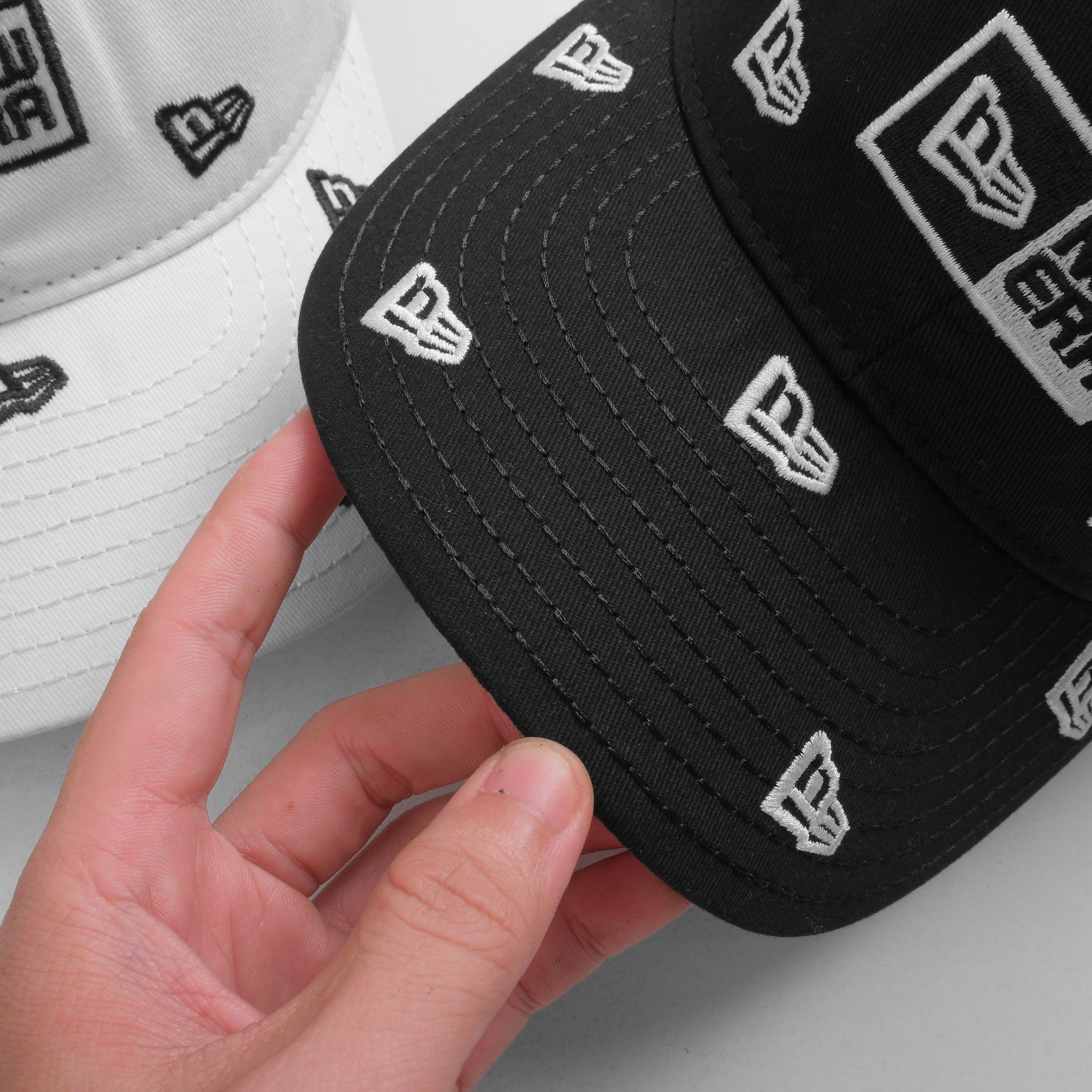 MŨ NEW ERA MONOGRAM