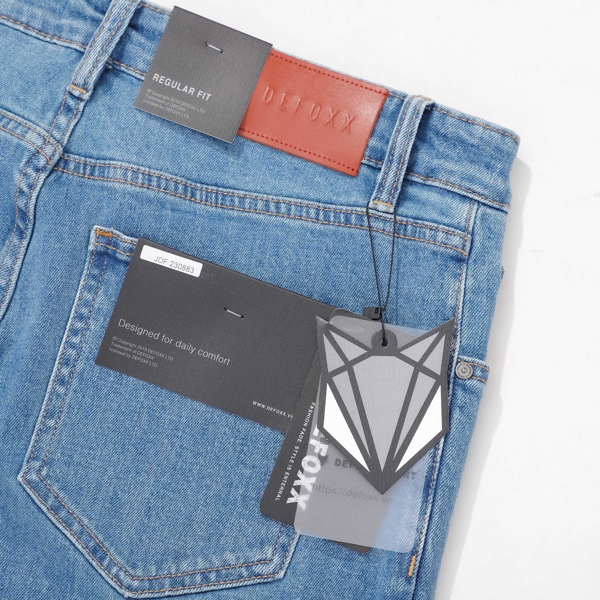 QUẦN JEANS DEFOXX REGULAR-FIT XANH TRƠN