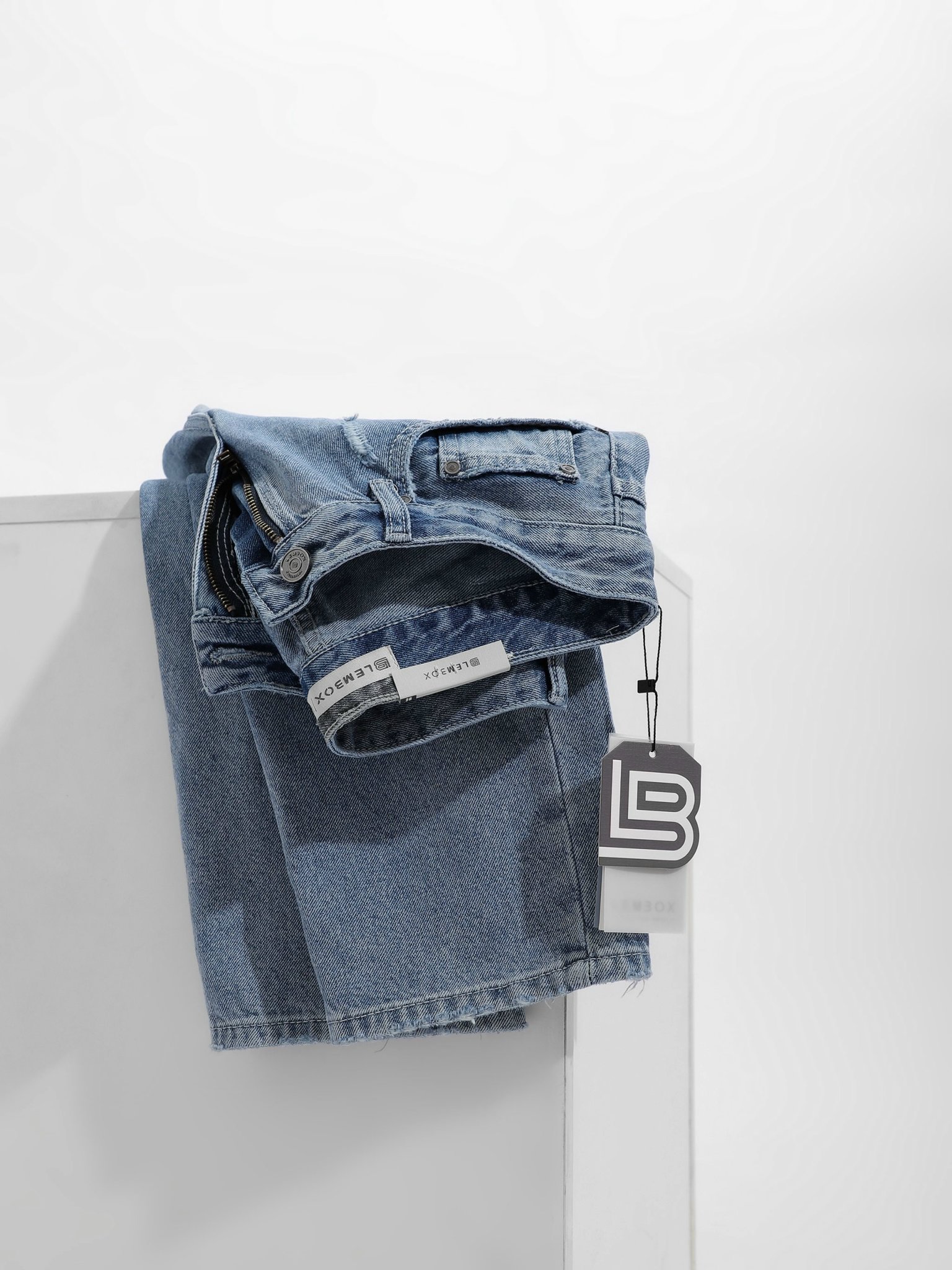 QUẦN JEANS LEMBOX RELAXED-FIT XANH WASH RÁCH