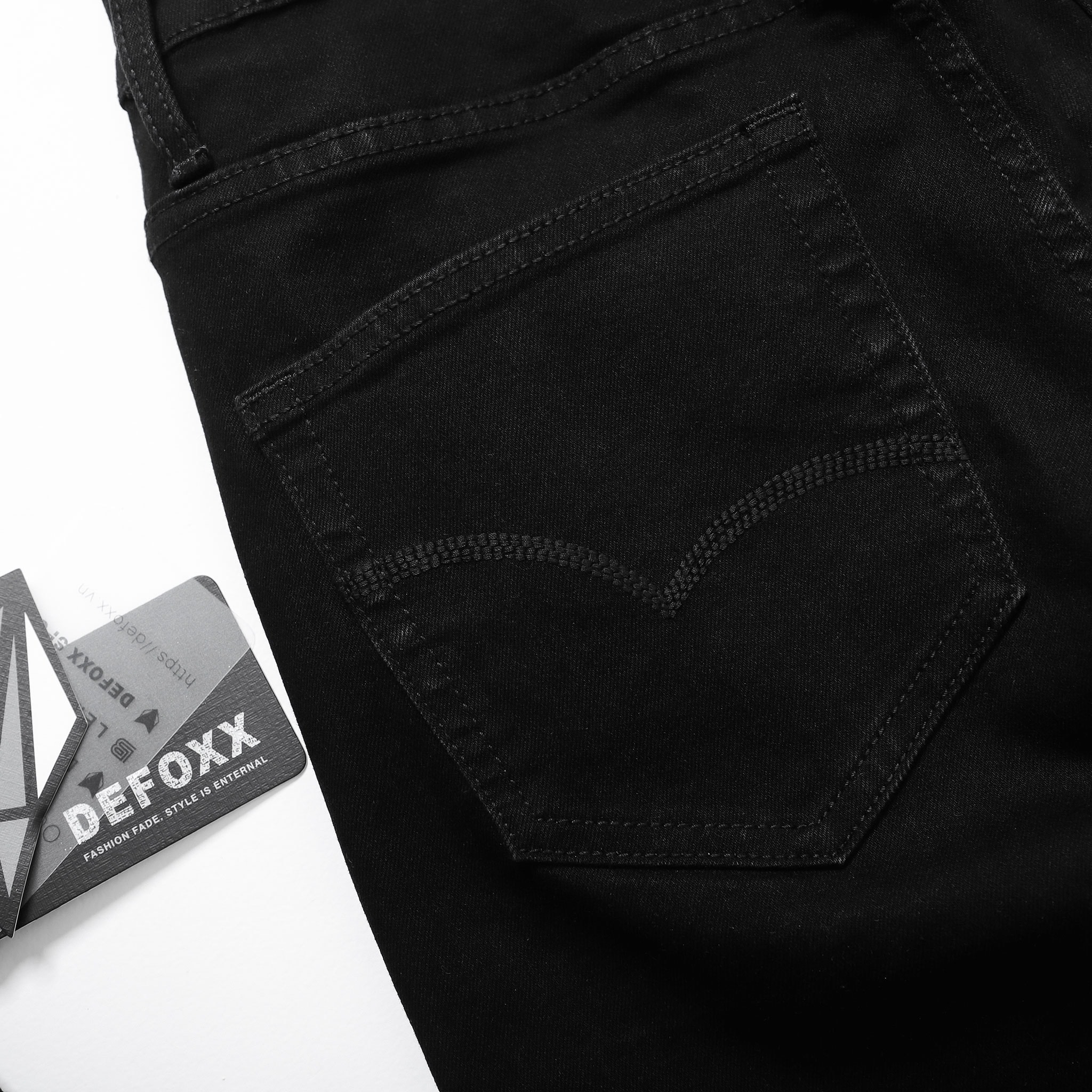 QUẦN JEANS DEFOXX ALL BLACK REGULAR-FIT