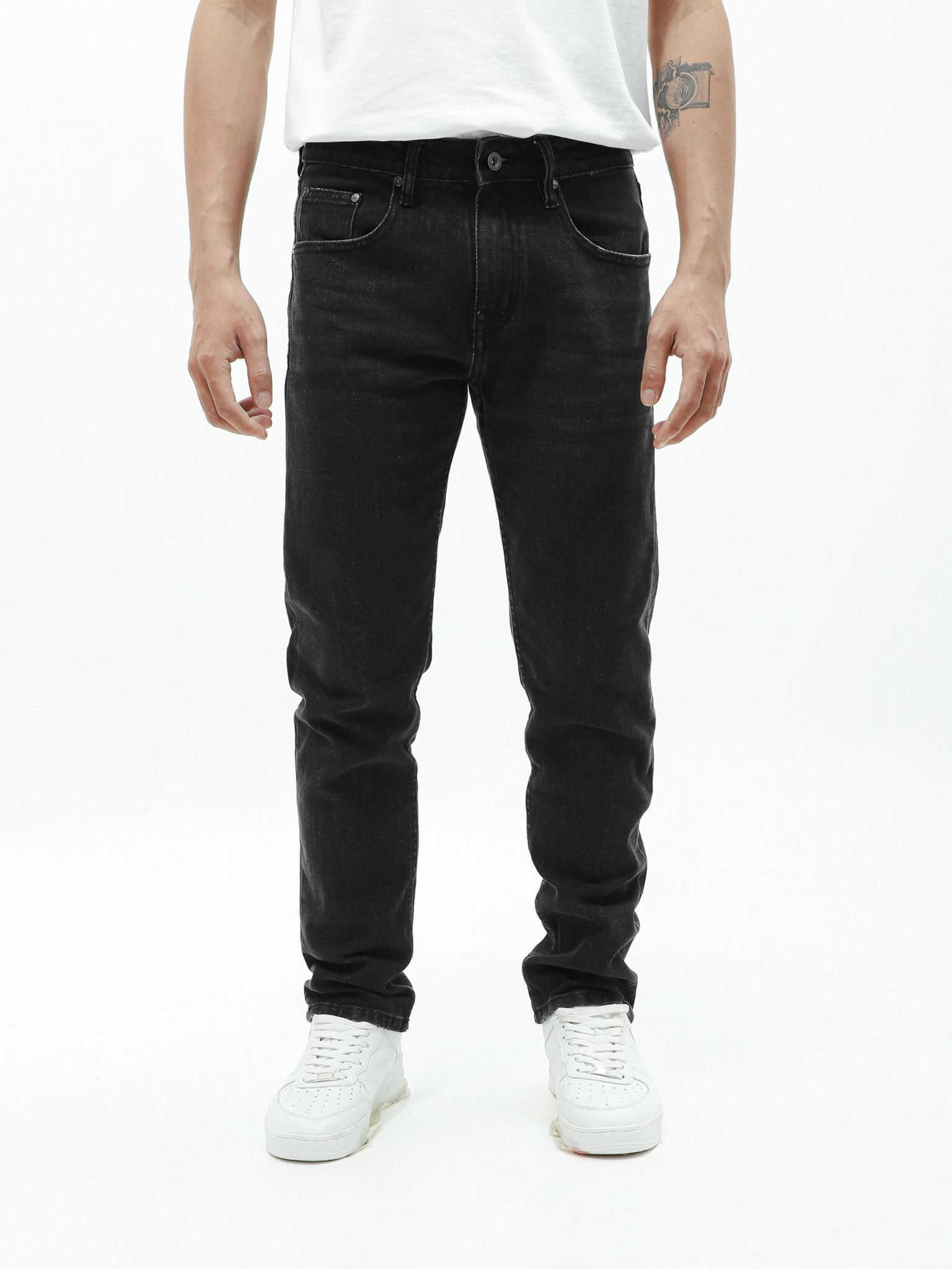 QUẦN JEANS DEFOXX REGULAR-FIT XÁM ĐEN WASH