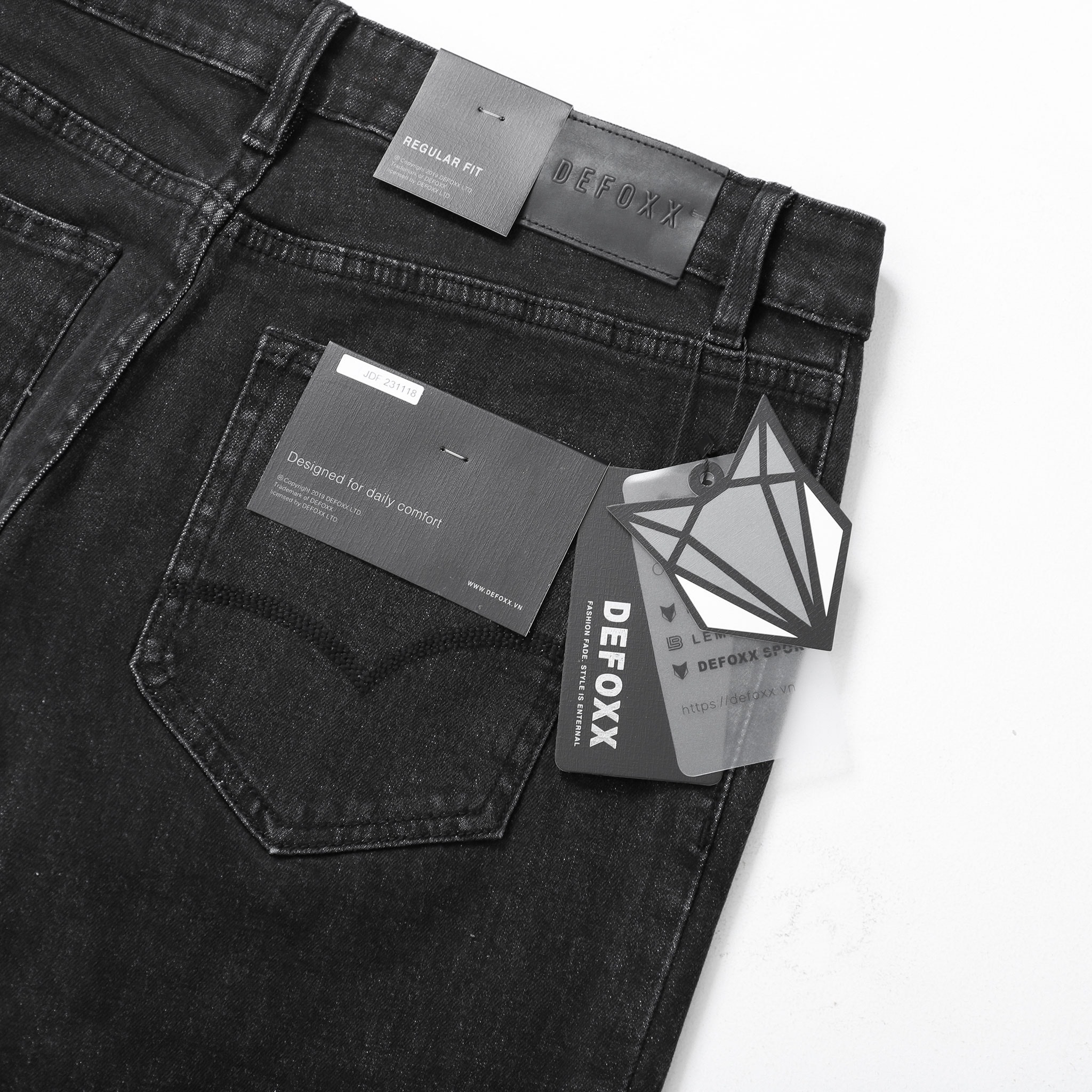 QUẦN JEANS DEFOXX REGULAR-FIT XÁM ĐEN WASH