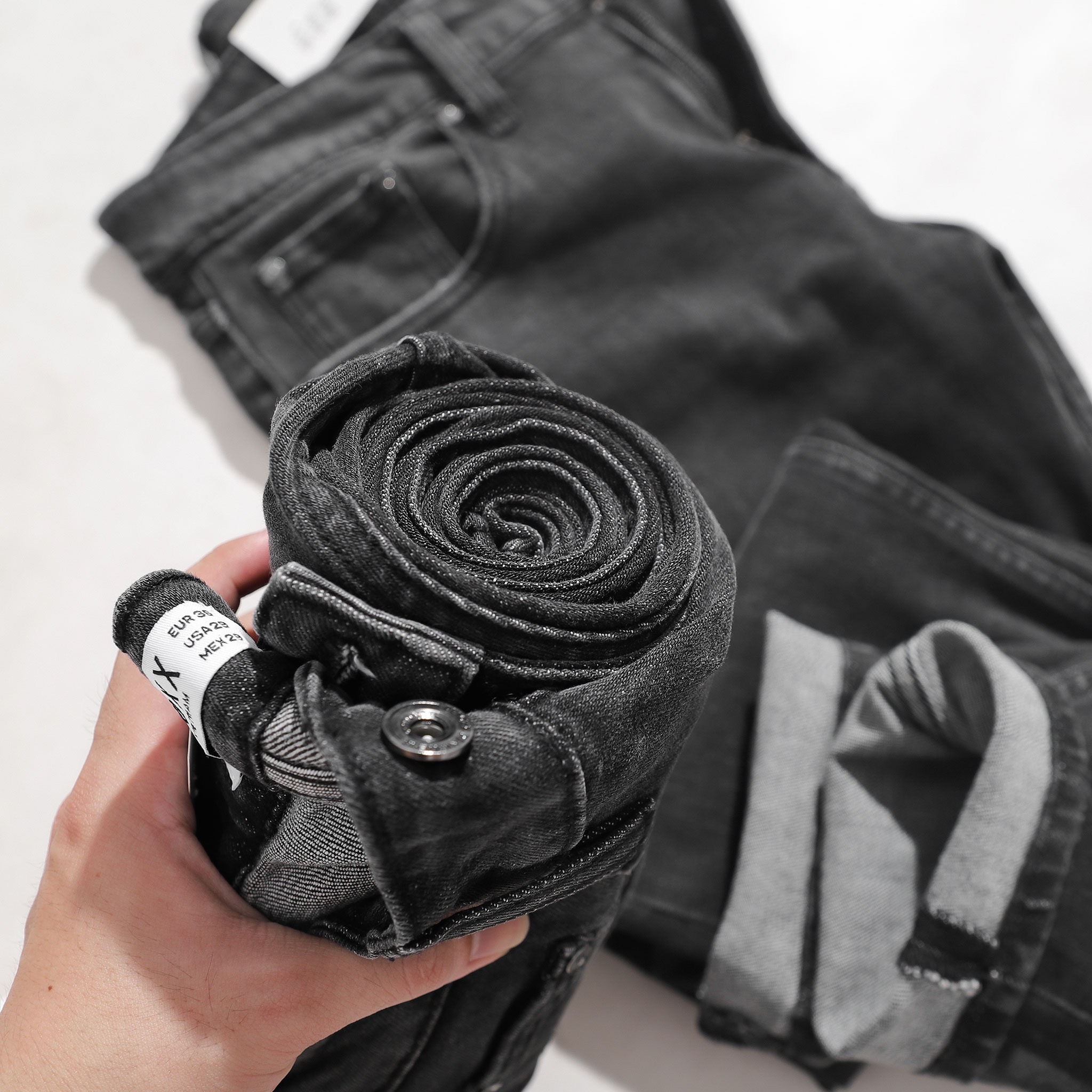 QUẦN JEANS DEFOXX XÁM WASH ÉP 3D