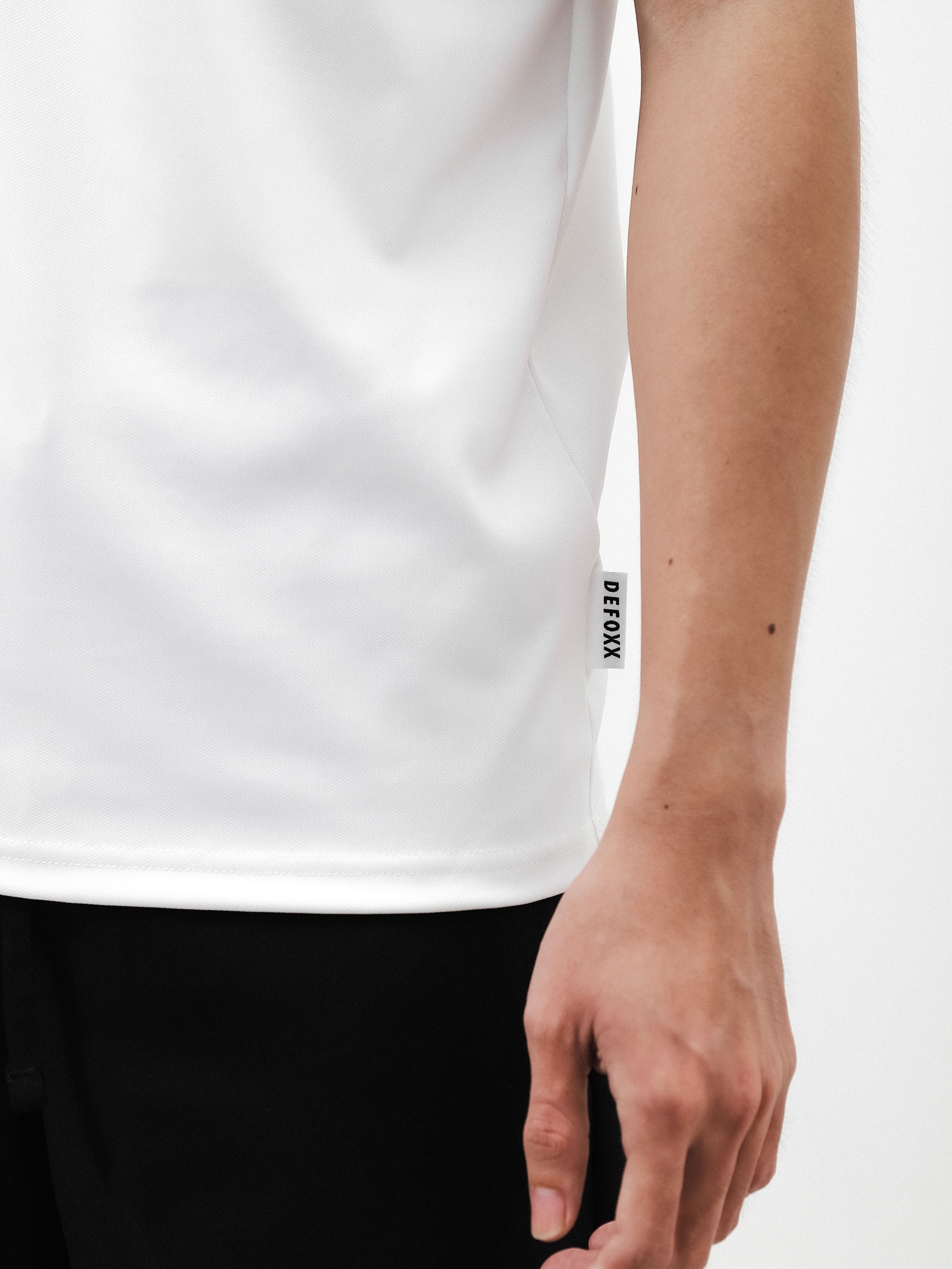 ÁO THUN DEFOXX 4C LOGO ĐÚC