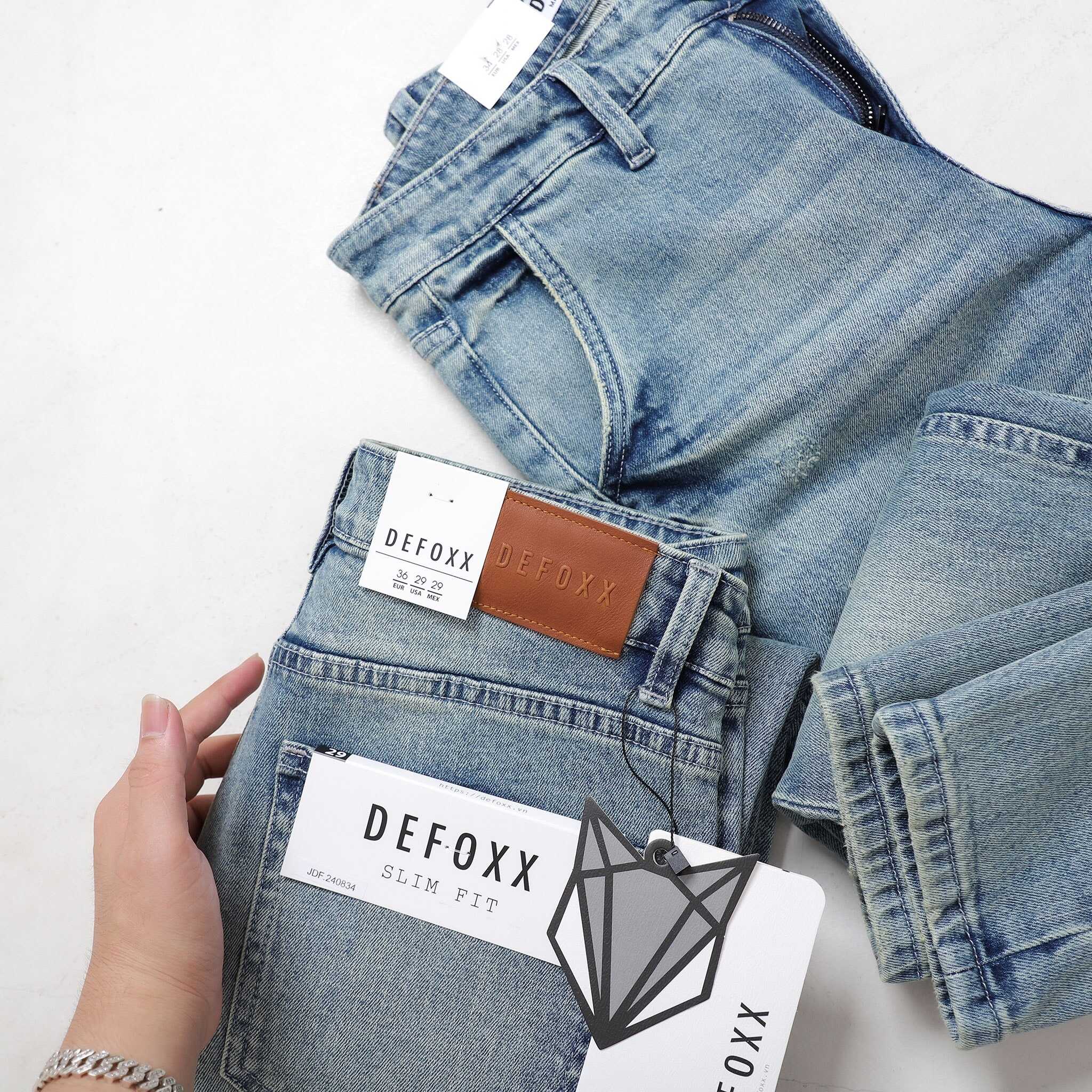 QUẦN JEANS DEFOXX TÚI CHÉO XANH DƠ WASH