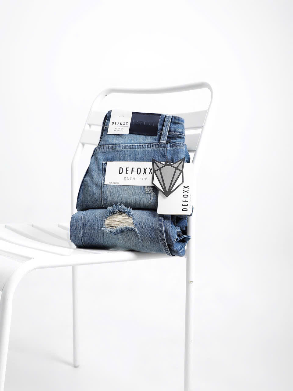 QUẦN JEANS DEFOXX XANH WASH RÁCH