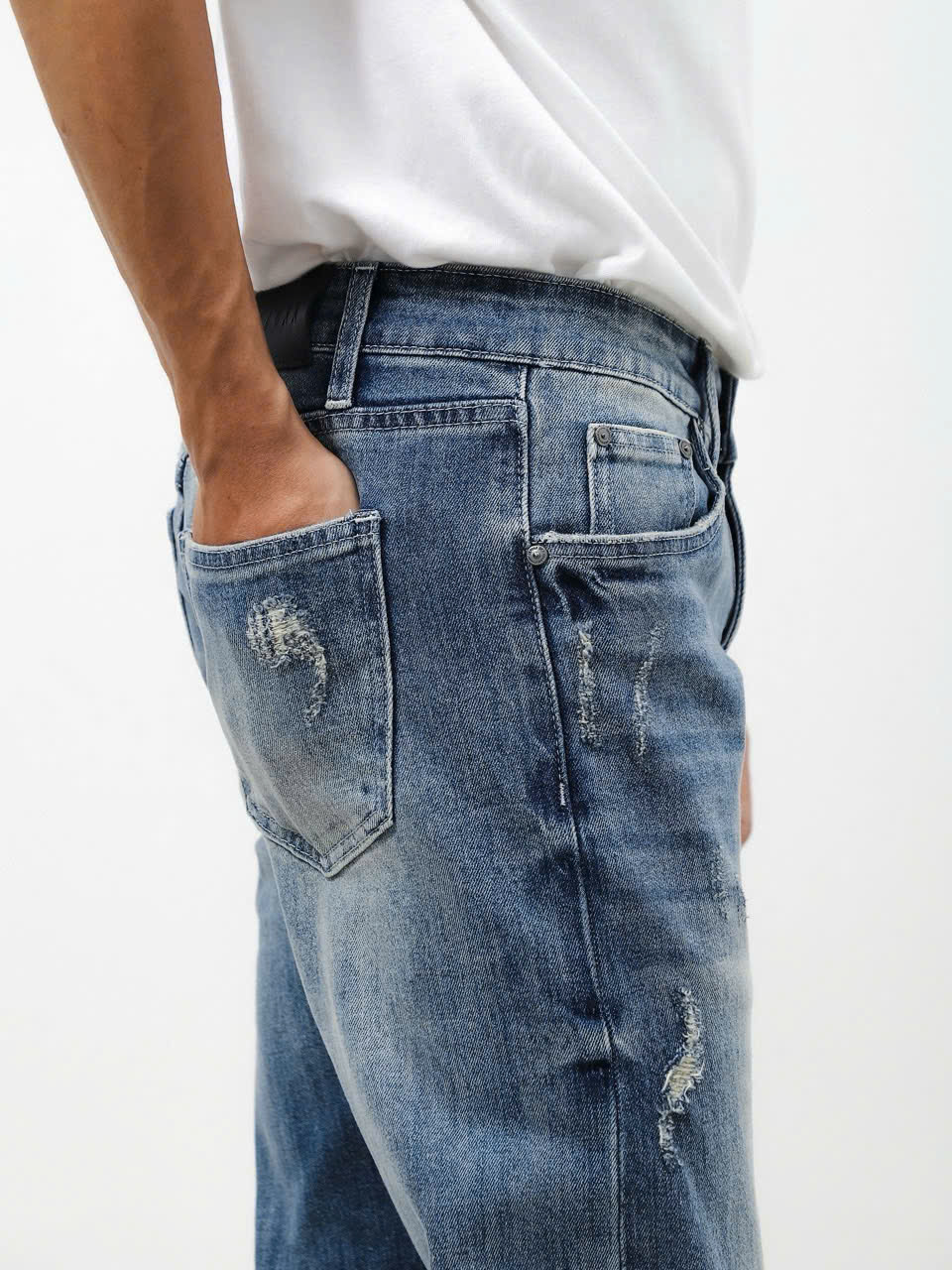 QUẦN JEANS DEFOXX XANH WASH RÁCH