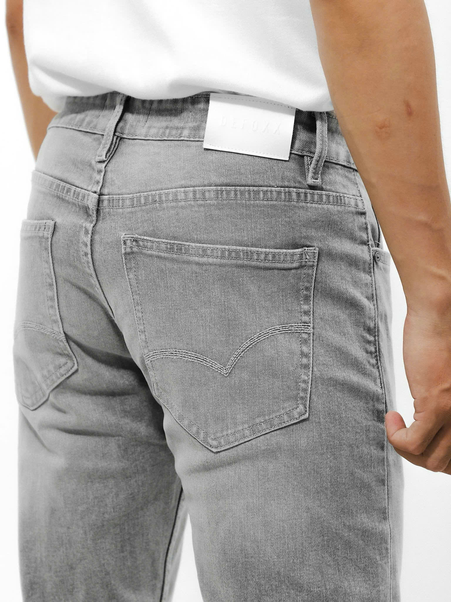 QUẦN JEANS DEFOXX REGULAR-FIT XÁM TRẮNG WASH
