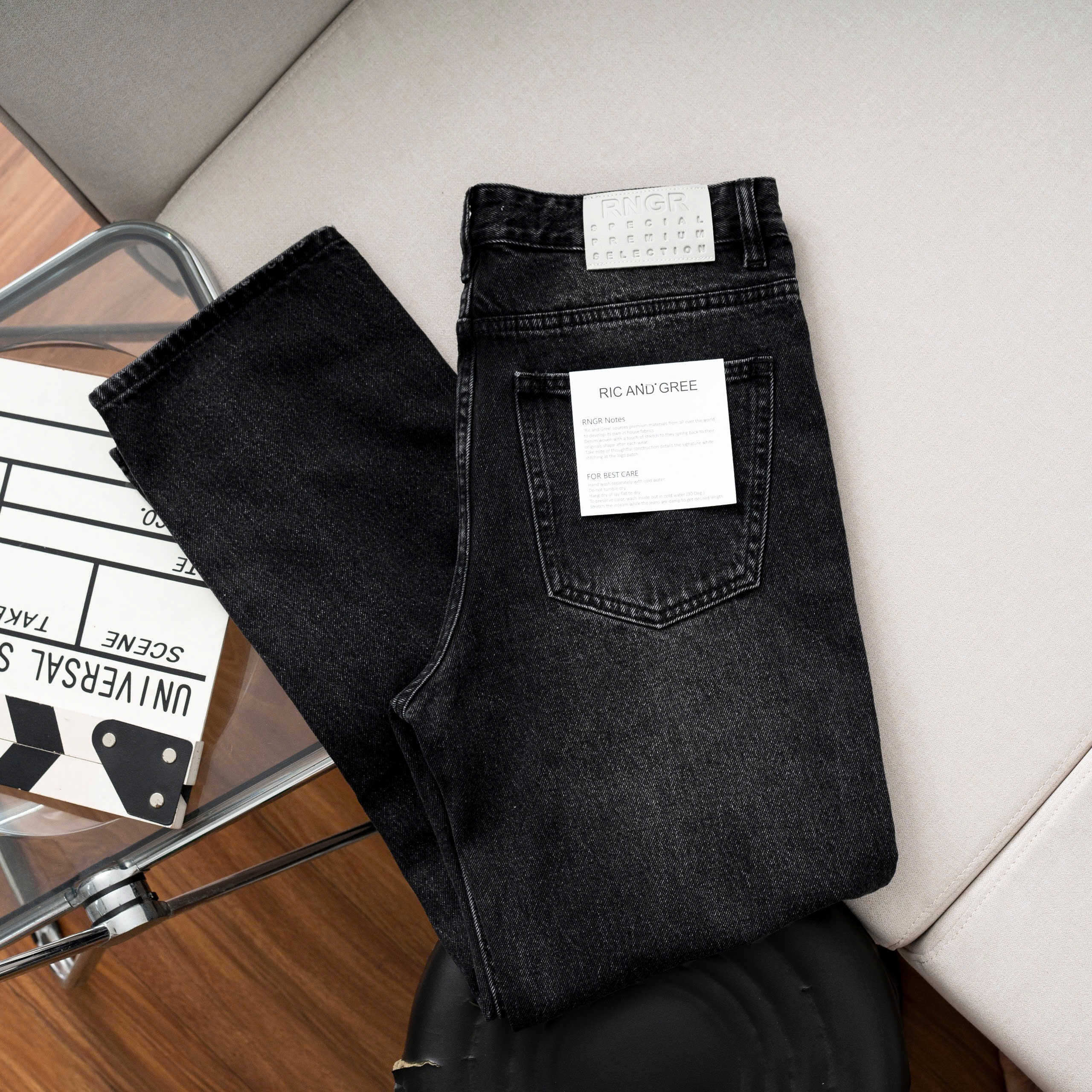 QUẦN JEANS R&G XÁM ĐEN RÁCH RELAX FIT