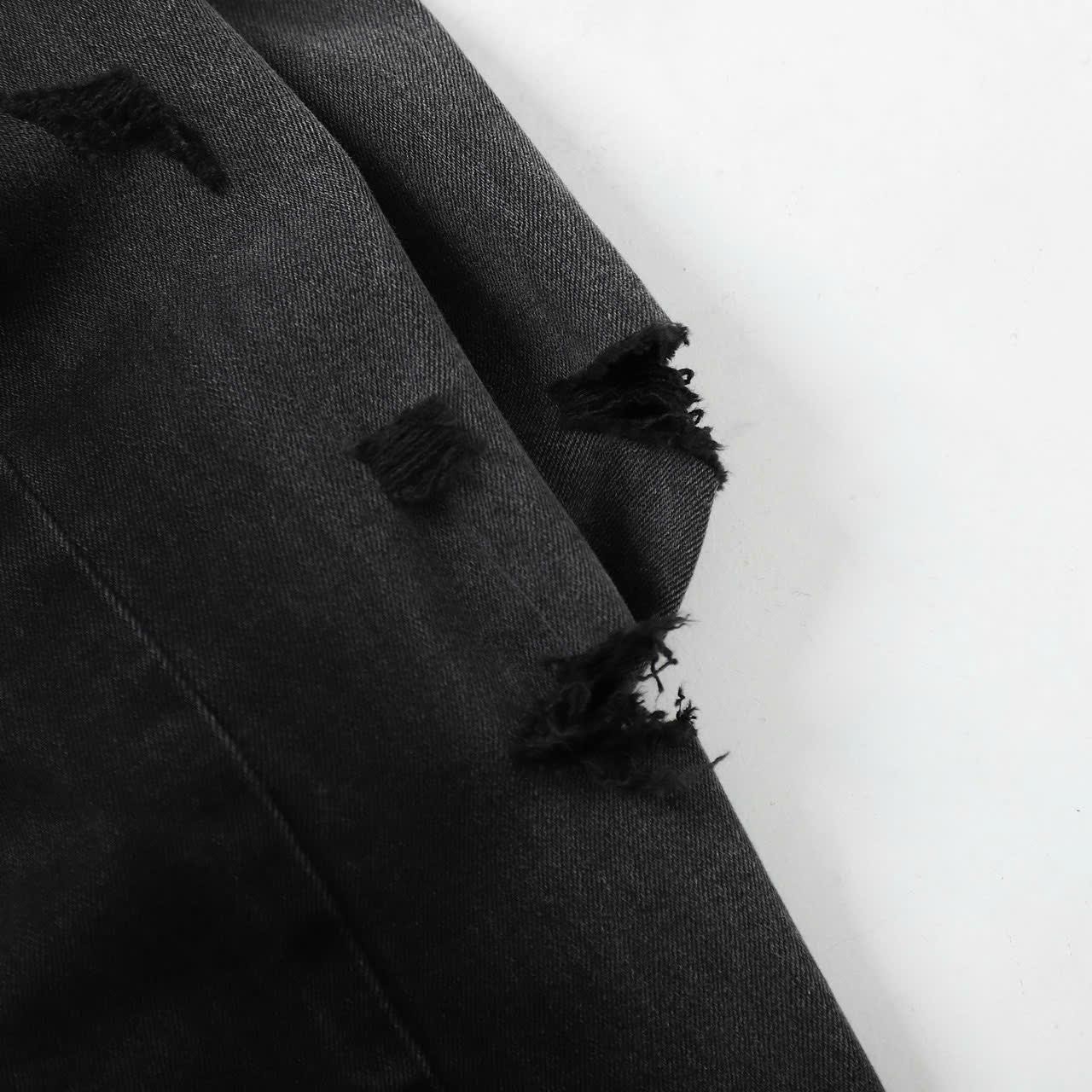 QUẦN JEANS DEFOXX XÁM WASH RÁCH