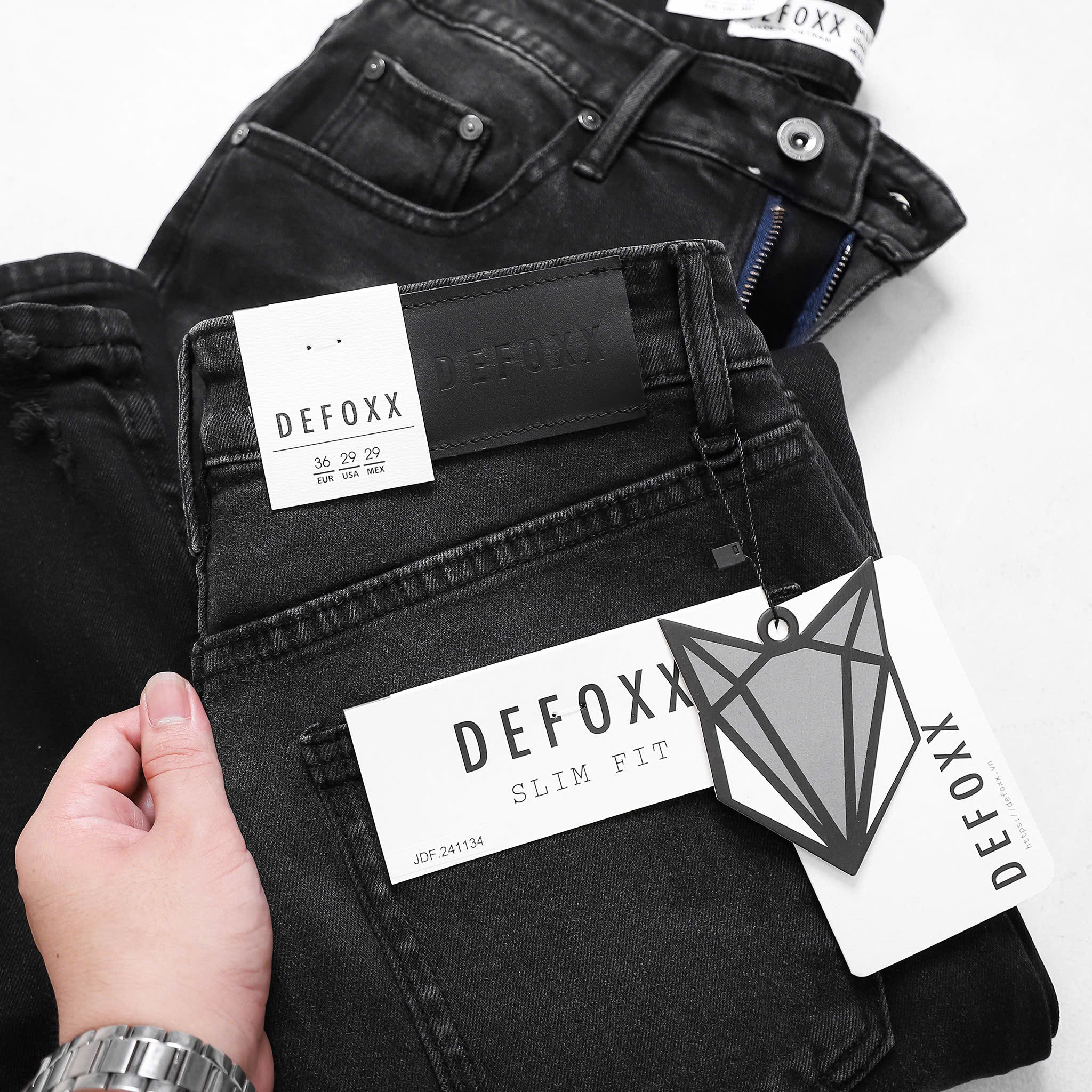 QUẦN JEANS DEFOXX XÁM ĐEN WASH RÁCH