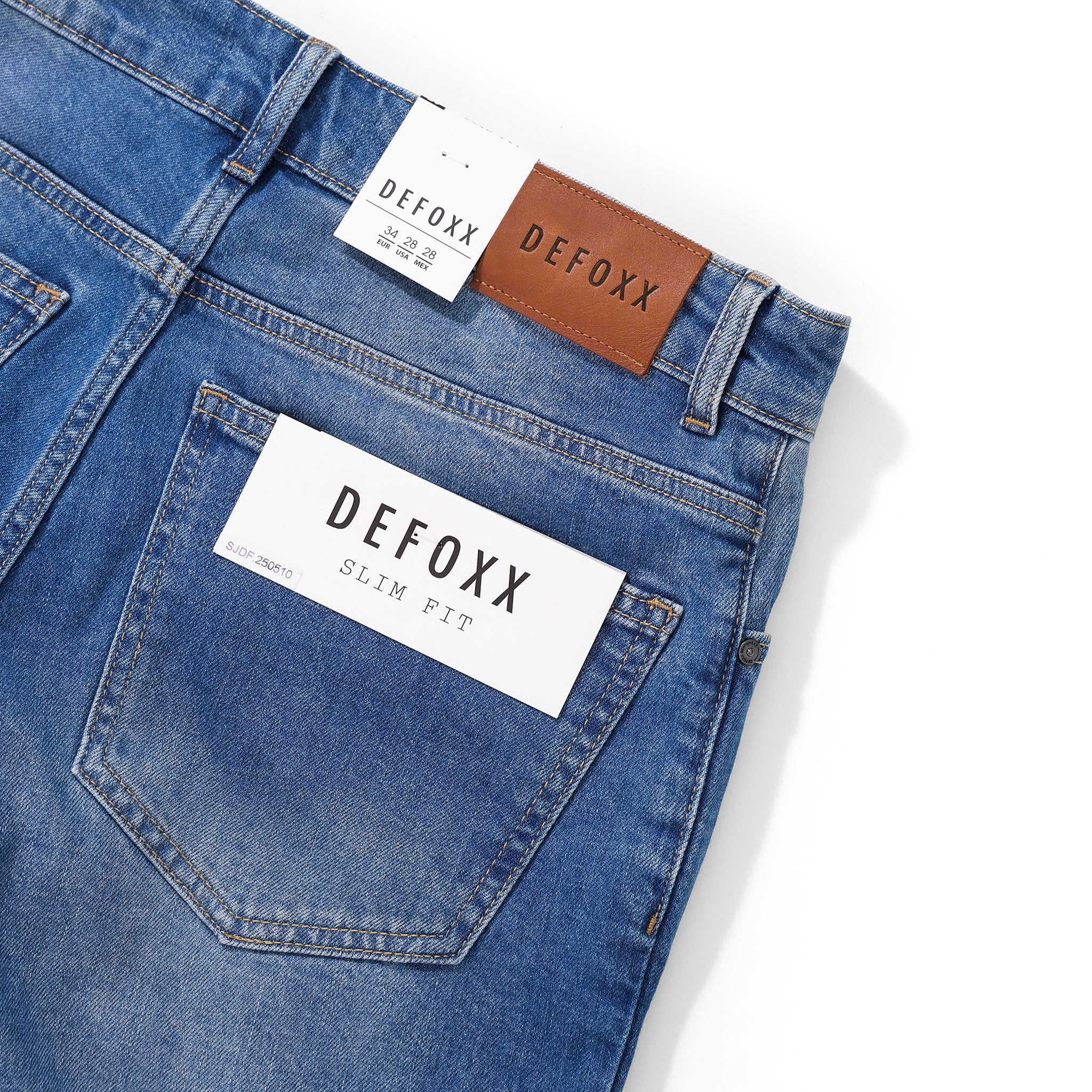 QUẦN SHORT JEANS DEFOXX WASH RÁCH