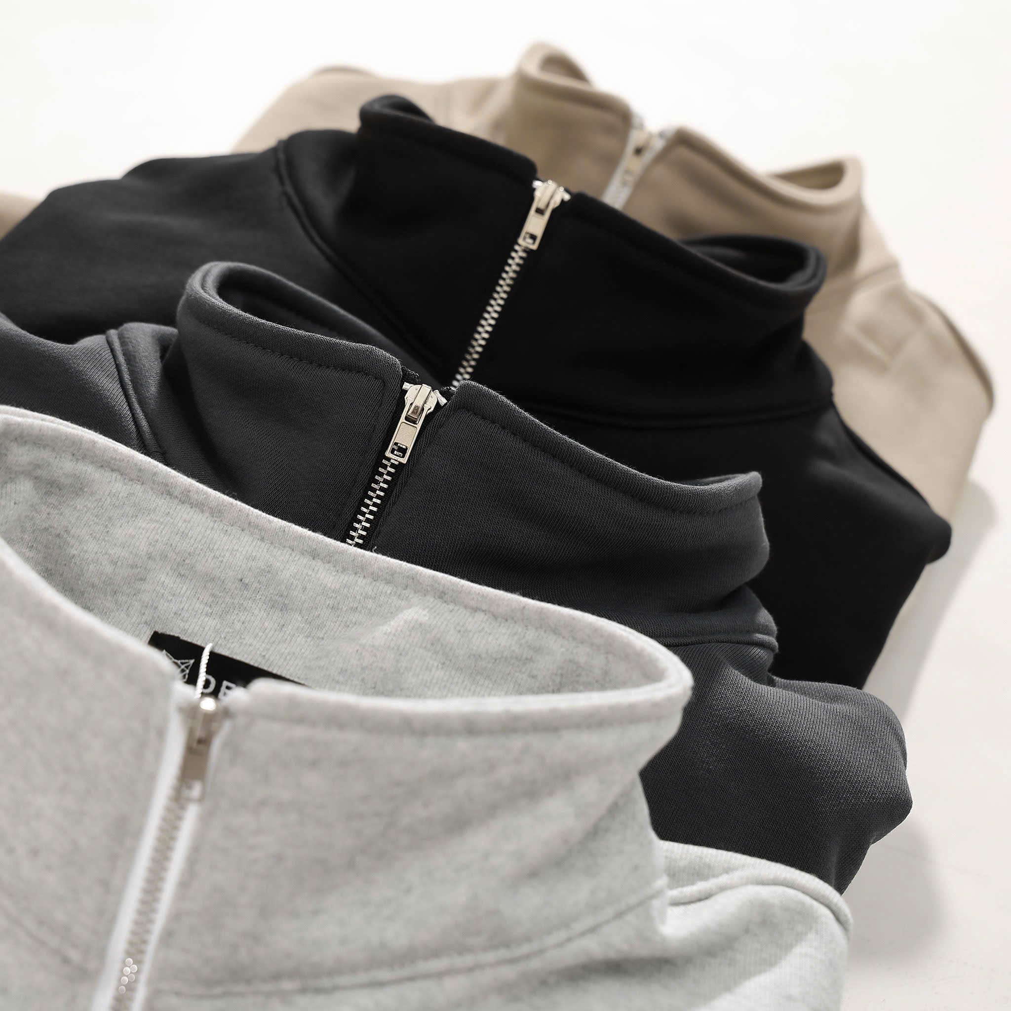 ÁO KHOÁC NỈ KHÓA CỔ DEFOXX