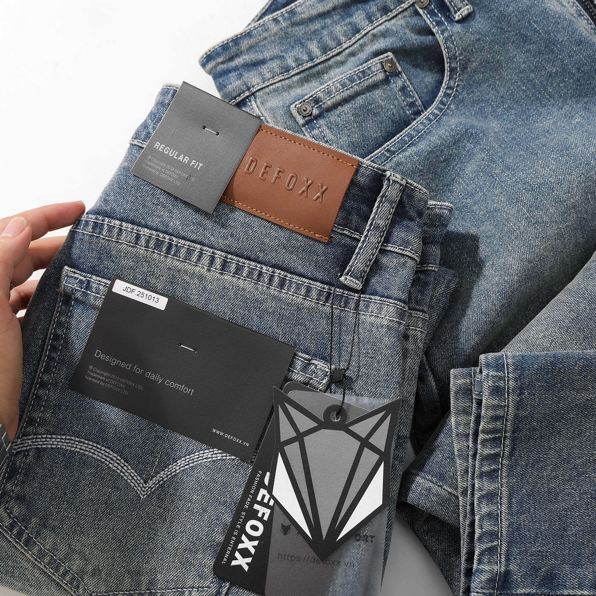 QUẦN JEANS DF XANH DƠ REGULAR-FIT