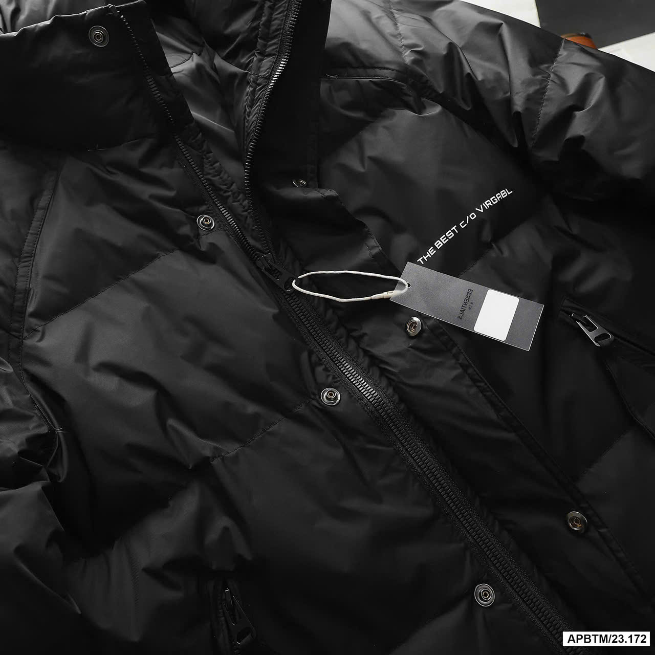 ÁO KHOÁC PHAO LÔNG VŨ IN CHỮ