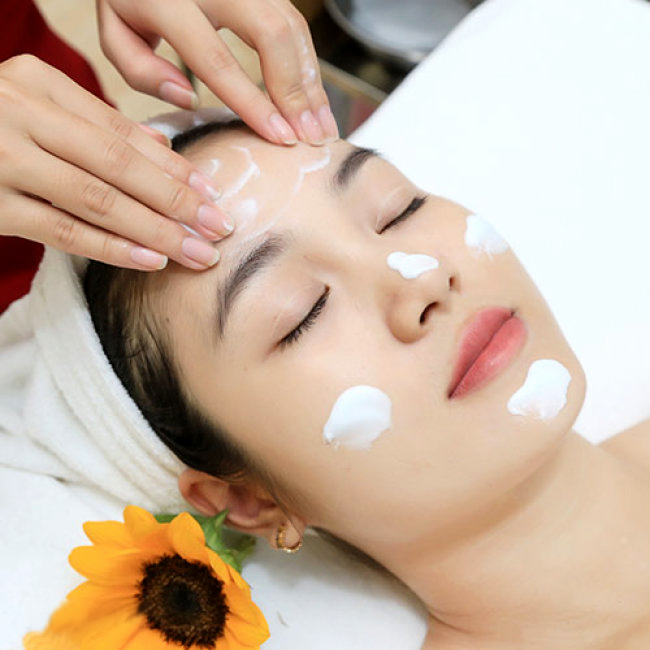 Điều trị trẻ hóa