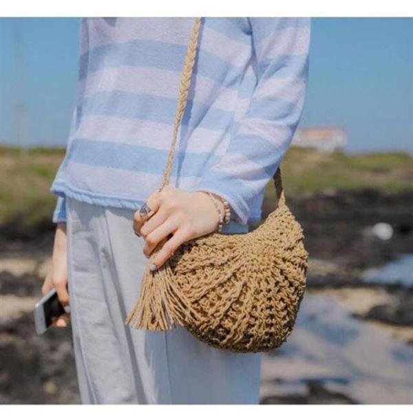 Top 5 mẫu túi xách không thể thiếu khi đi biển