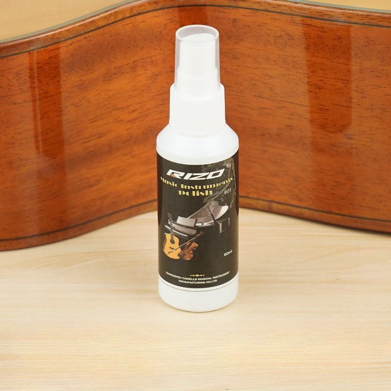 nuoc-ve-sinh-be-mat-dan-r01-dung-dich-lam-sach-guitar-ukulele-piano-sang-bong