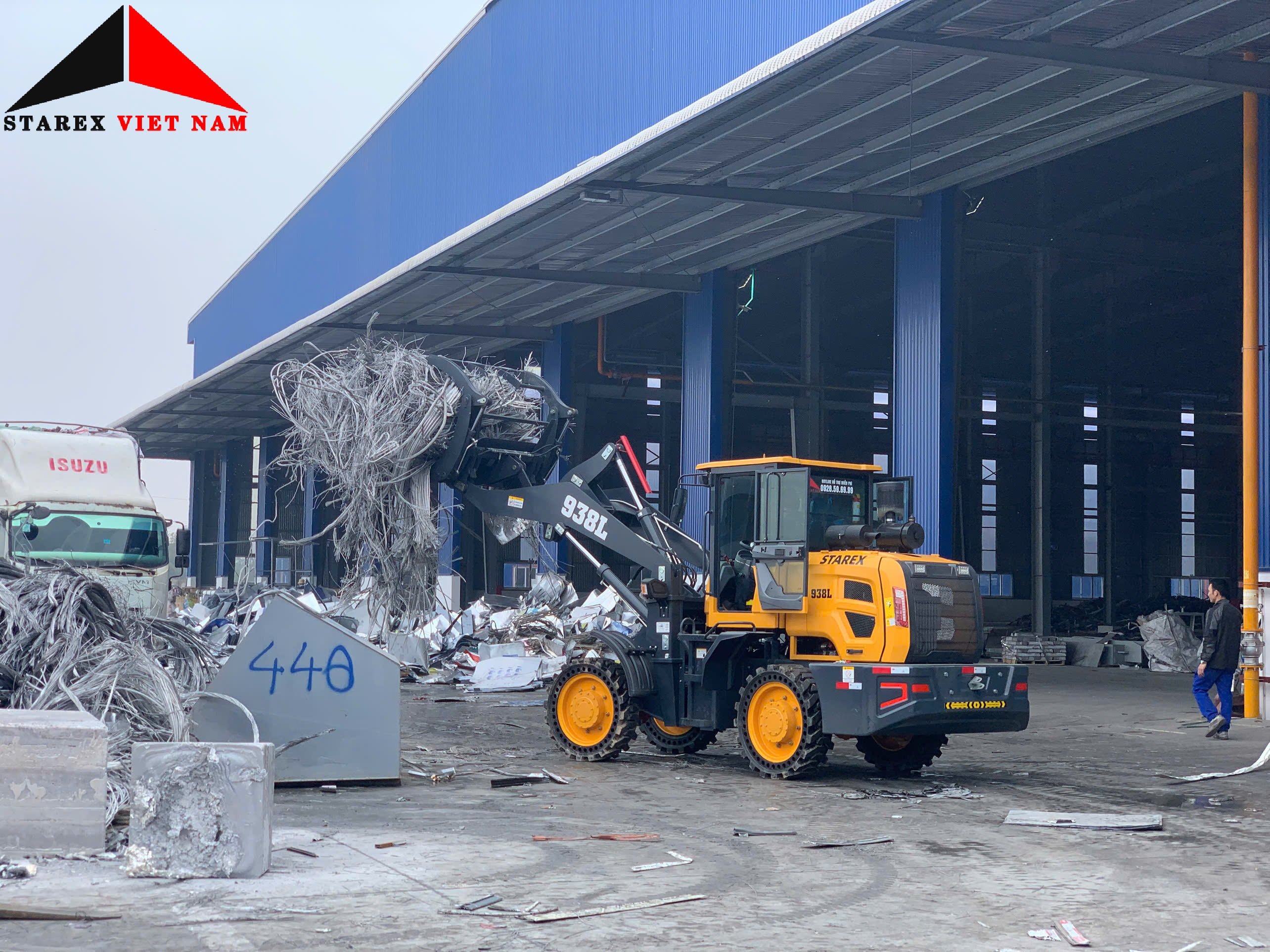 máy xúc lật 1.2m3 LG938