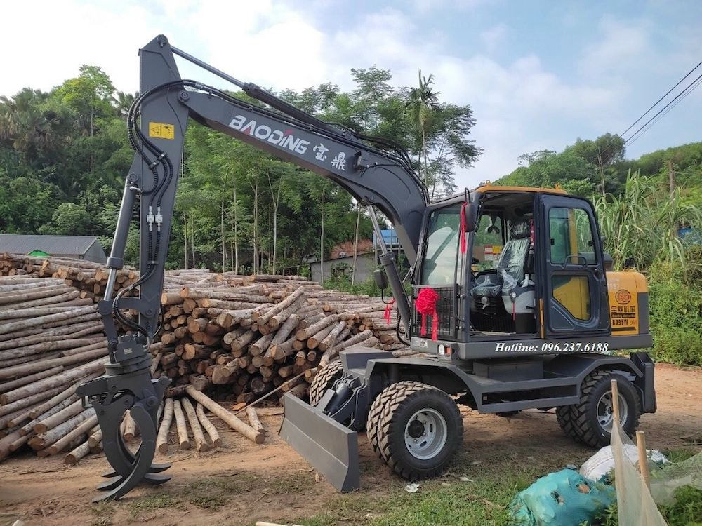 Máy xúc bánh lốp được ứng dụng rộng rãi
