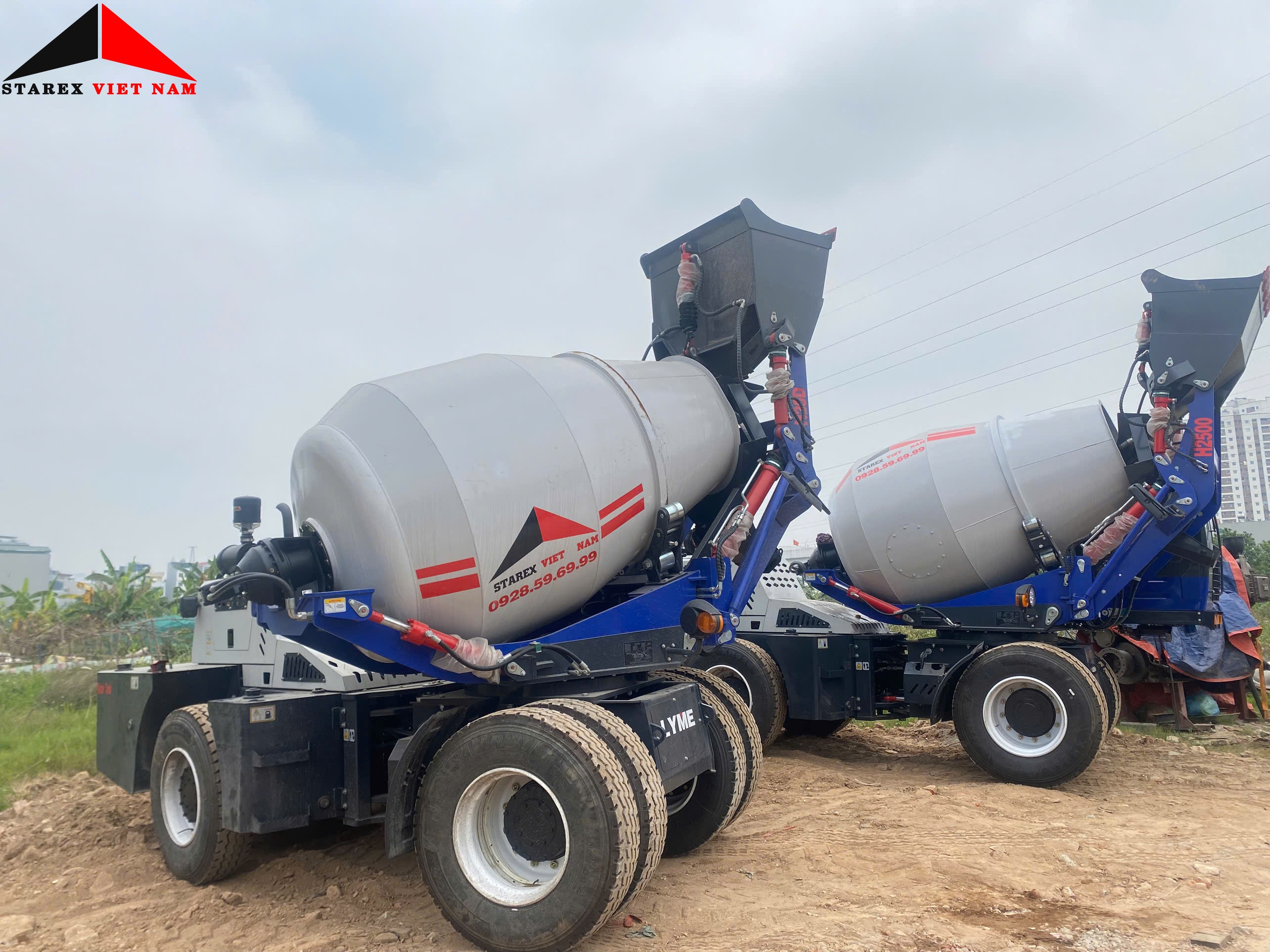  Xe Trộn Bê Tông Tự Nạp Liệu