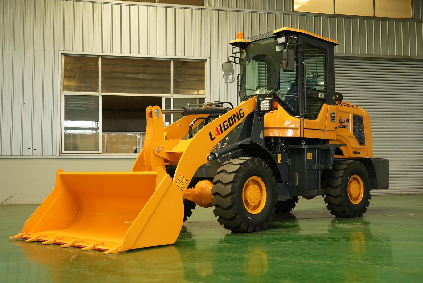 Máy xúc lật LAIGONG 930