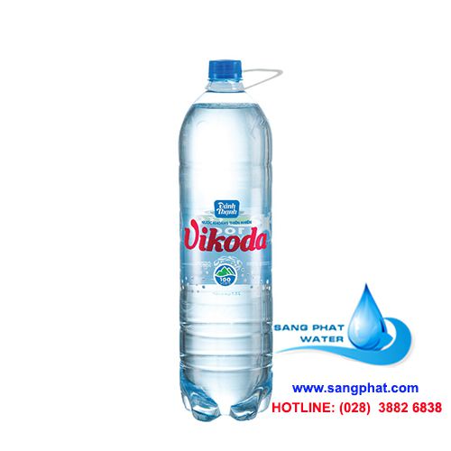 giao nước Nước khoáng Vikoda 1,5 L