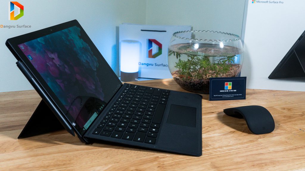 Surface Hà Nội đã đi theo dòng sản phẩm Surface từ những ngày đầu tiên