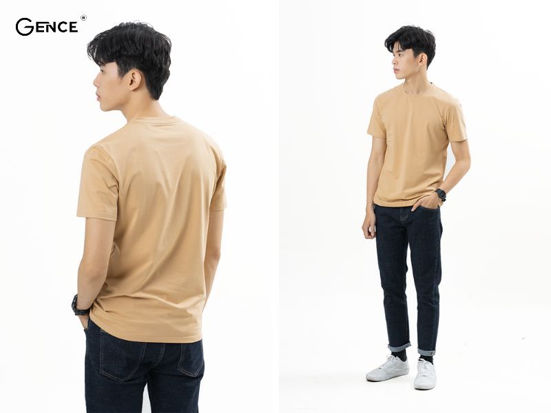 Áo màu be tạo nên set đồ cực cuốn hút và sành điệu